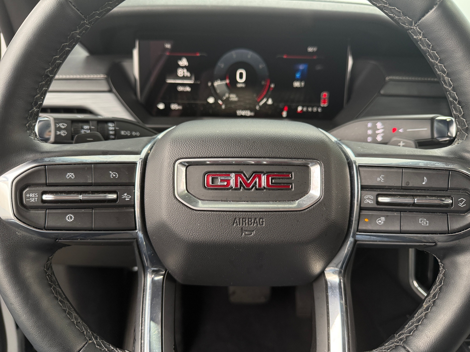 Thumbnail: 2025 GMC Acadia - 5