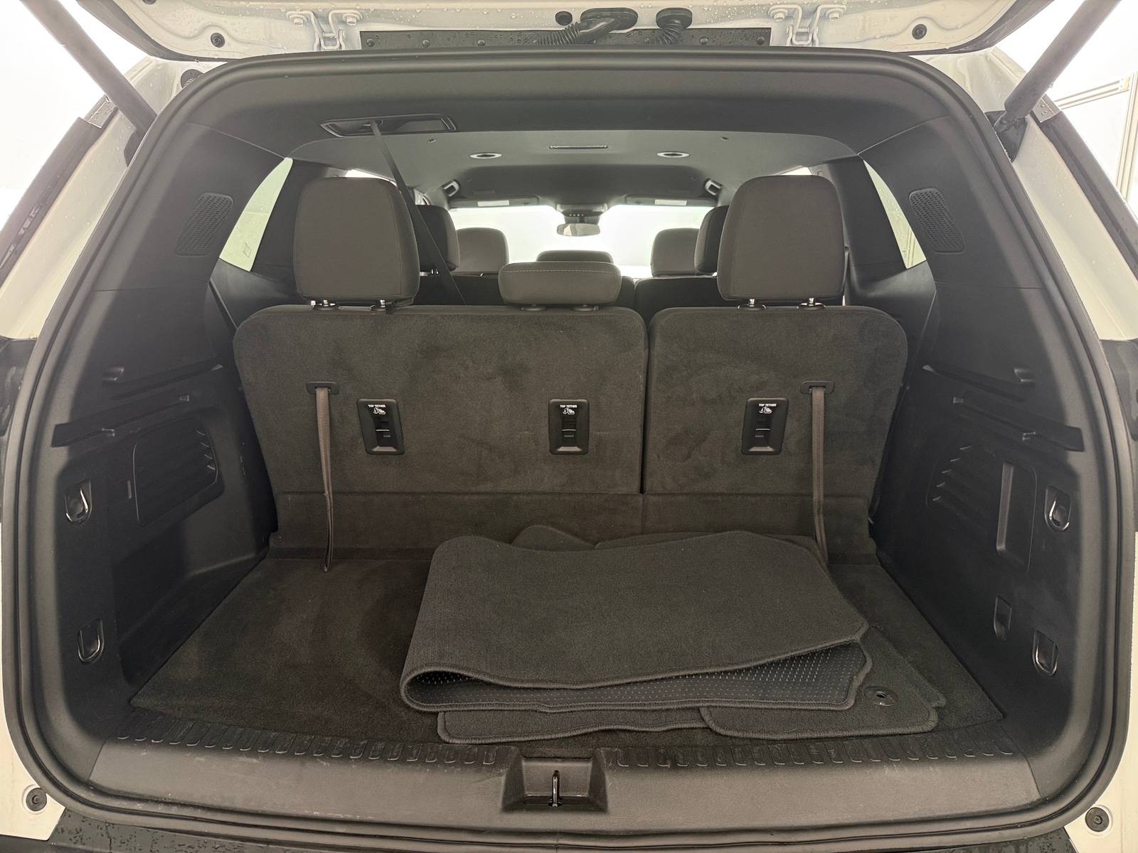 Thumbnail: 2025 GMC Acadia - 7