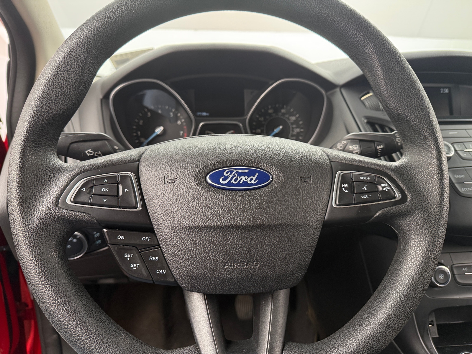 Thumbnail: 2015 Ford Focus - 5