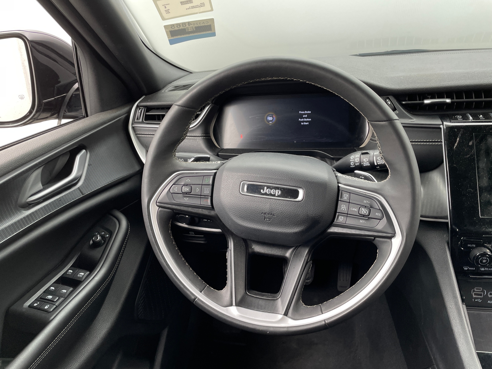 Thumbnail: 2024 Jeep Grand Cherokee L - 4