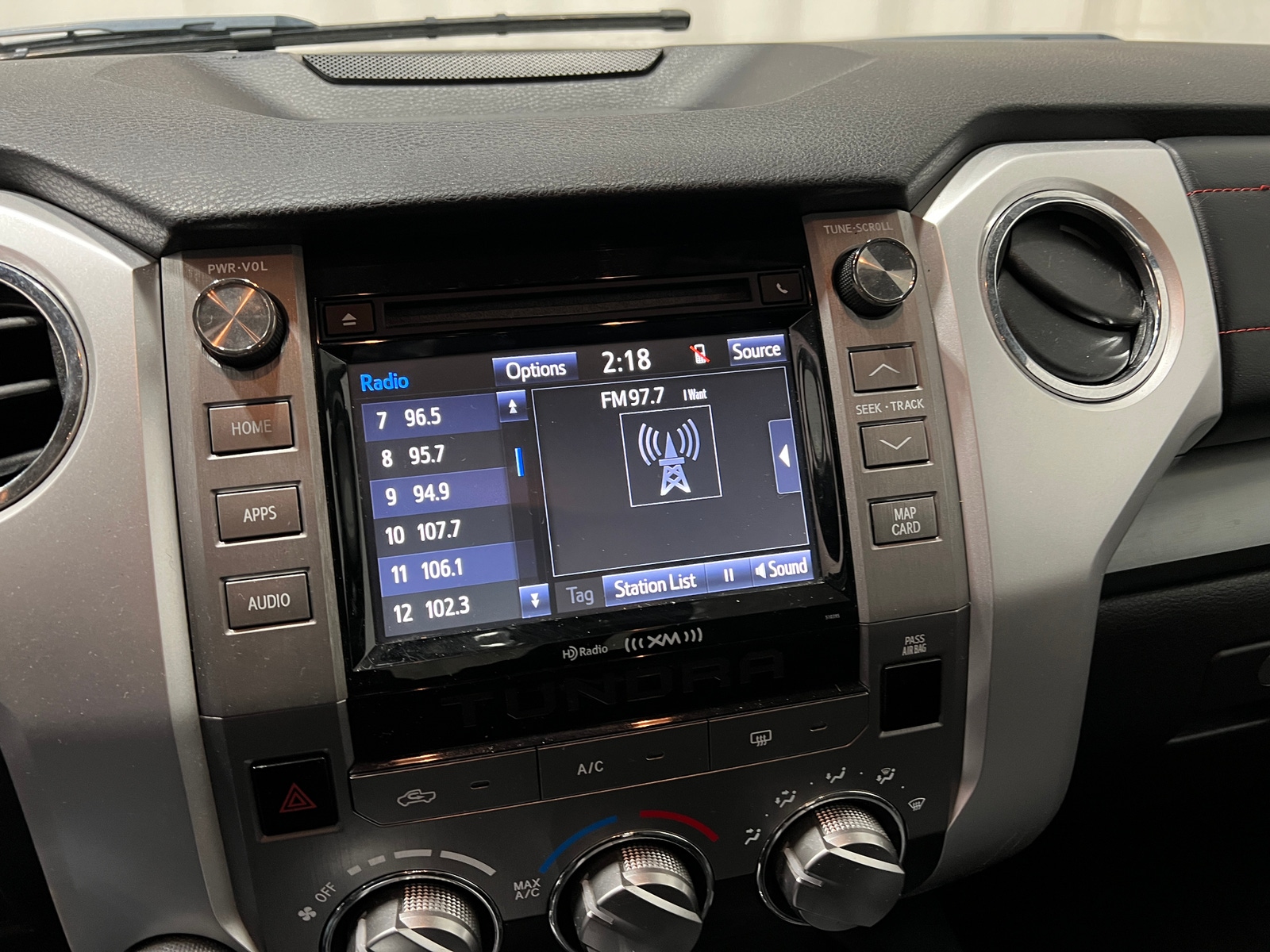 Thumbnail: 2019 Toyota Tundra - 3