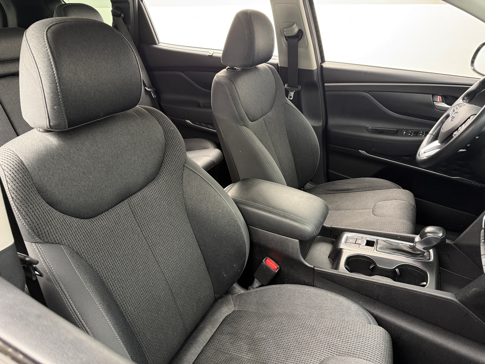 Thumbnail: 2019 Hyundai Santa Fe - 2