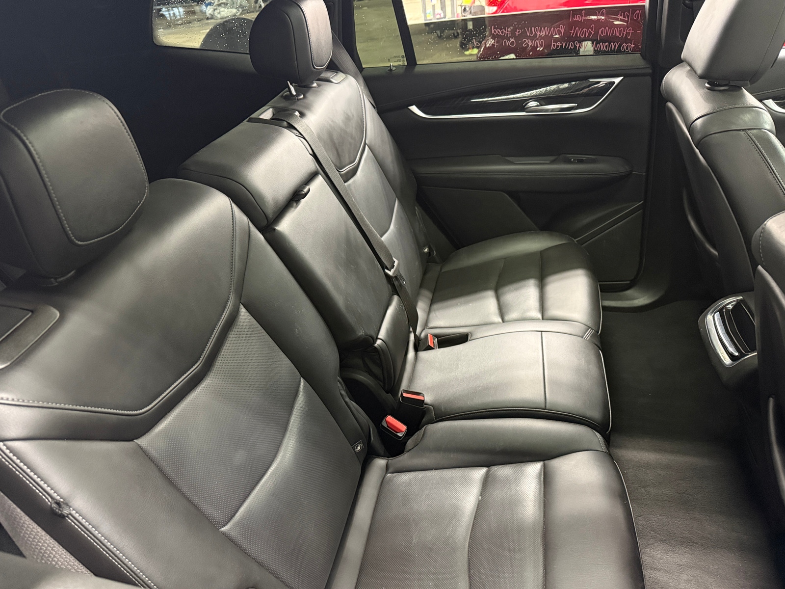 Thumbnail: 2022 Cadillac XT6 - 5