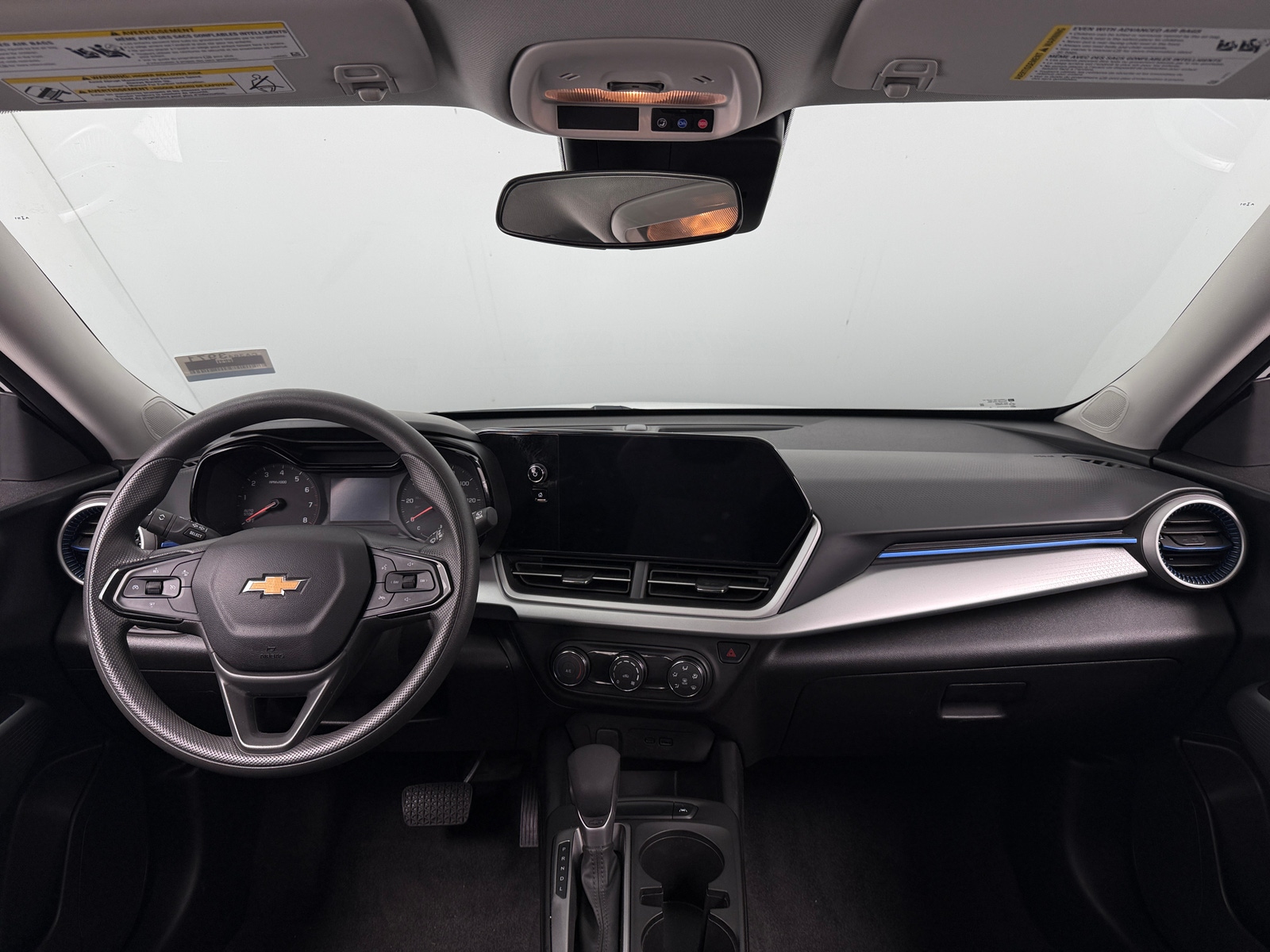 Thumbnail: 2025 Chevrolet Trax - 3