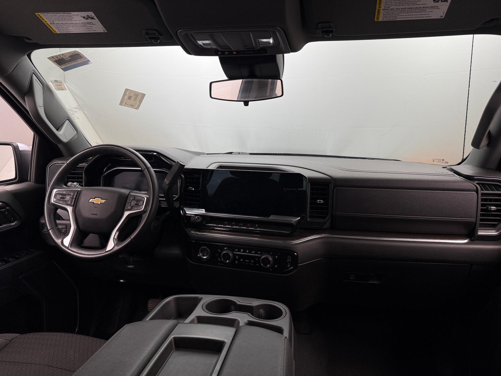 Thumbnail: 2023 Chevrolet Silverado 1500 - 3