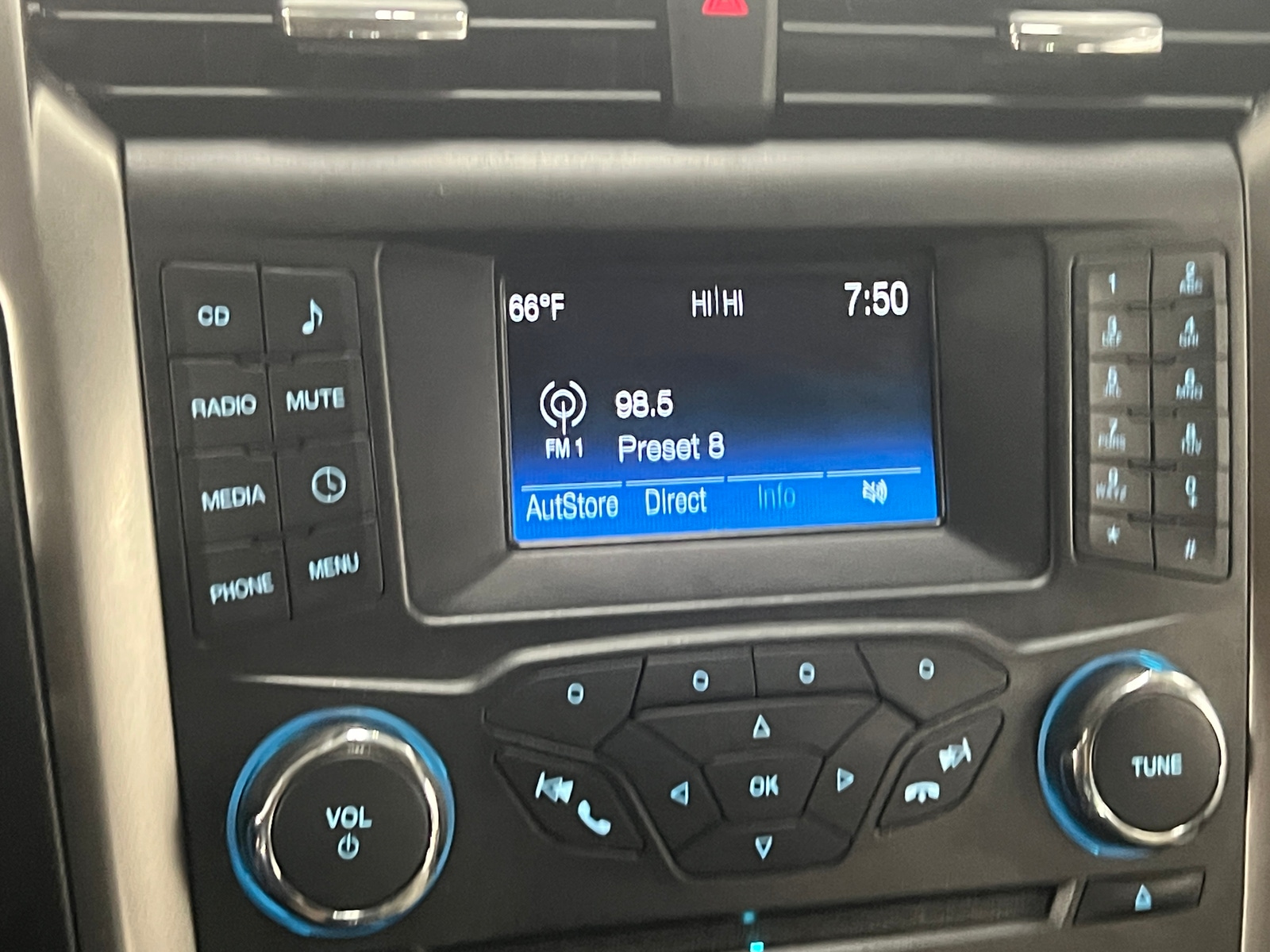 Thumbnail: 2018 Ford Fusion - 4