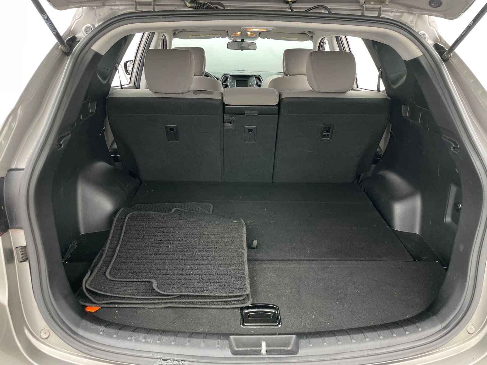 Thumbnail: 2018 Hyundai Santa Fe - 7