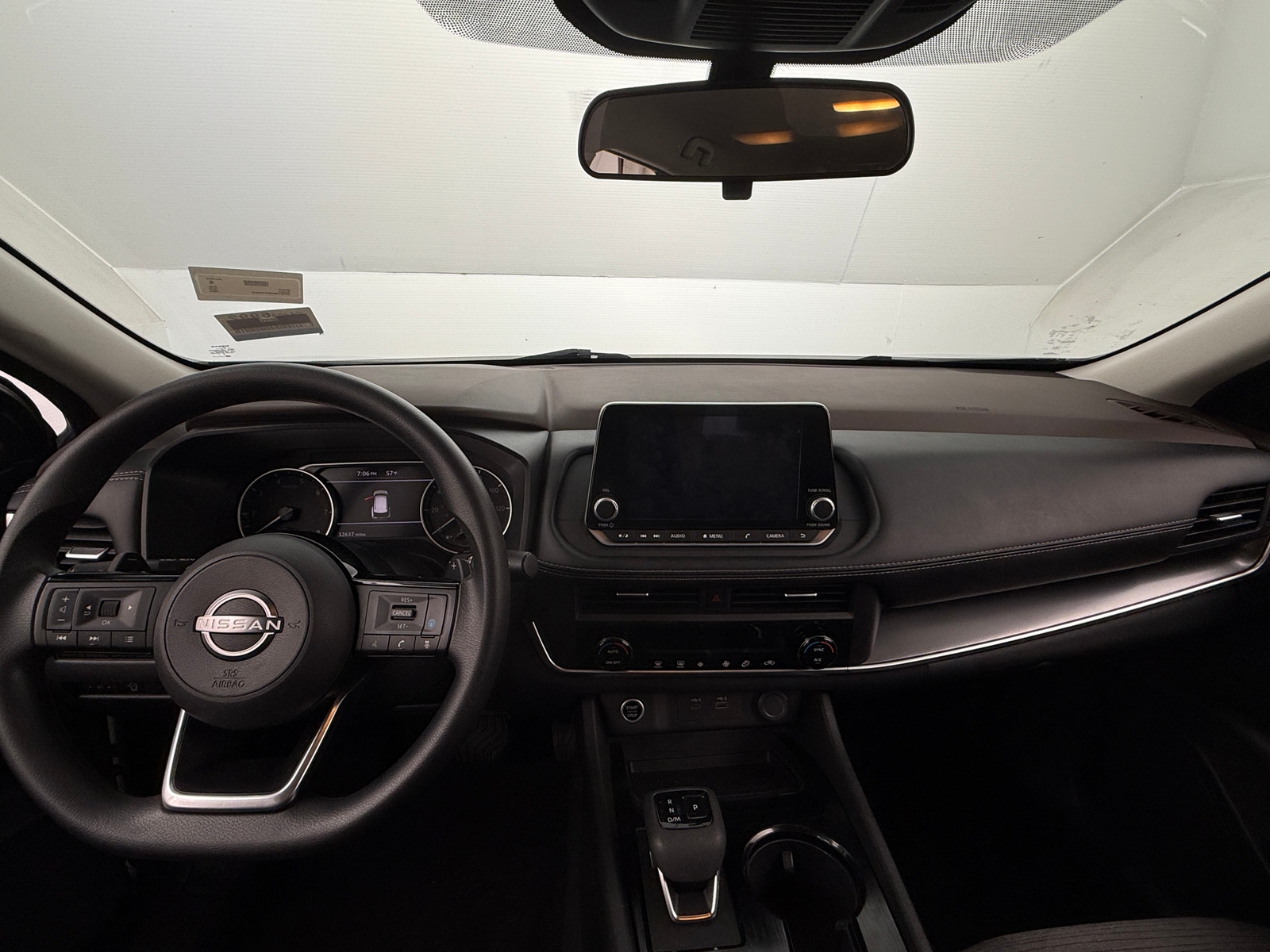 Thumbnail: 2023 Nissan Rogue - 3