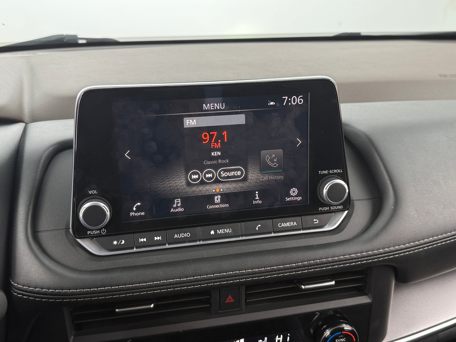 Thumbnail: 2023 Nissan Rogue - 4