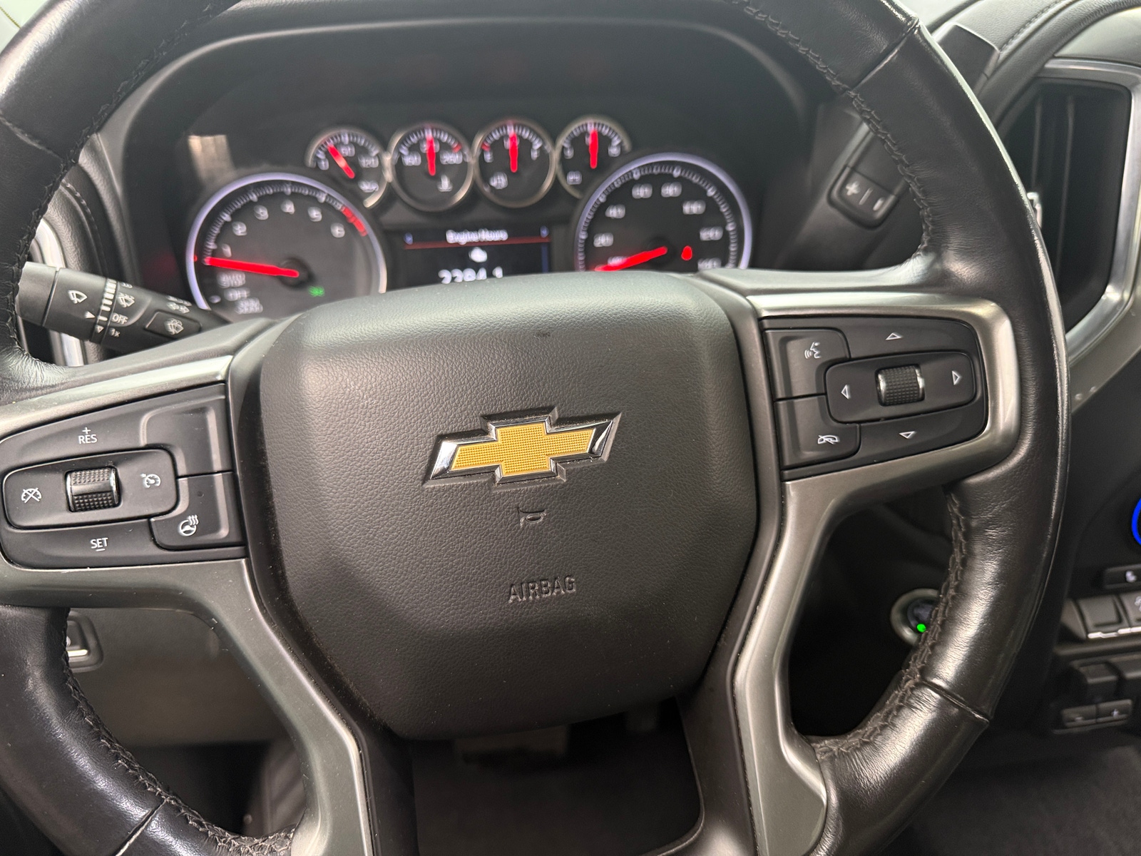 Thumbnail: 2019 Chevrolet Silverado 1500 - 5