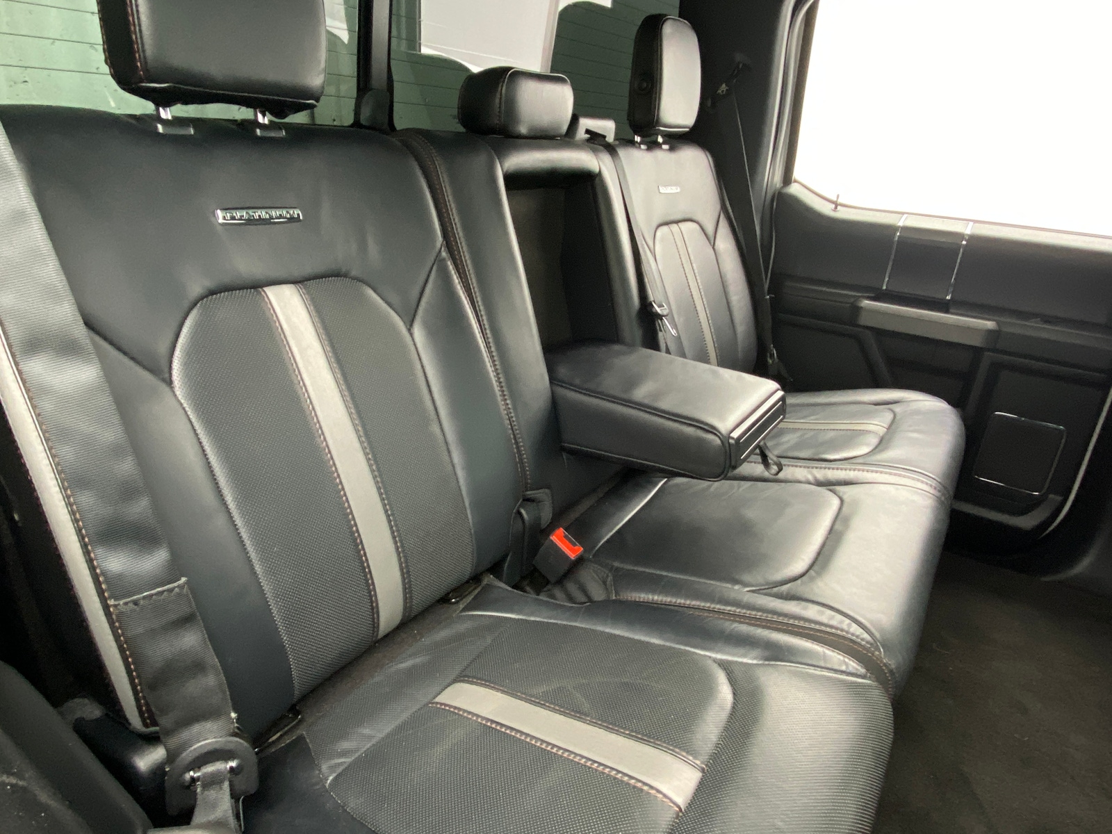 Thumbnail: 2018 Ford Econoline - 5