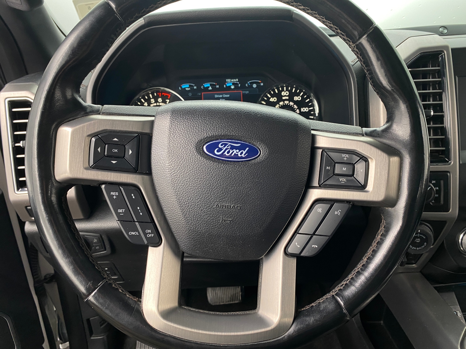 Thumbnail: 2018 Ford Econoline - 4