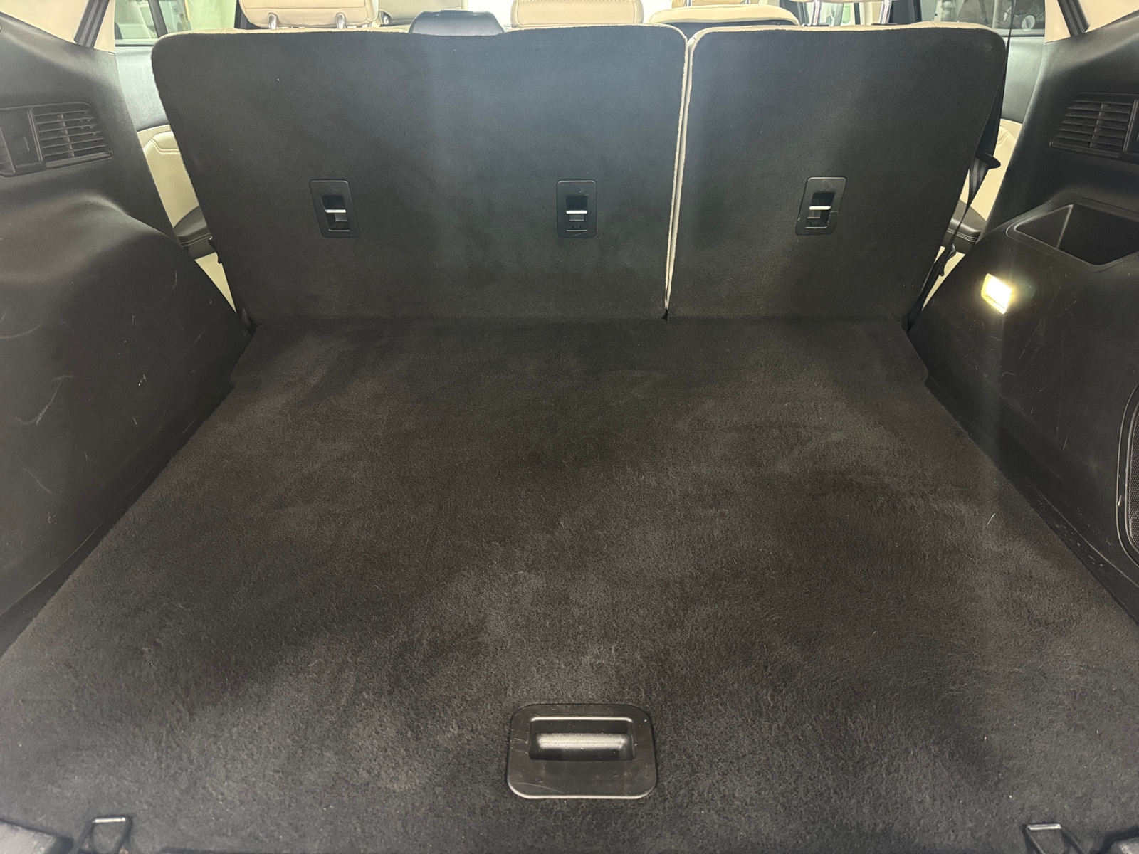 Thumbnail: 2017 Ford Edge - 6