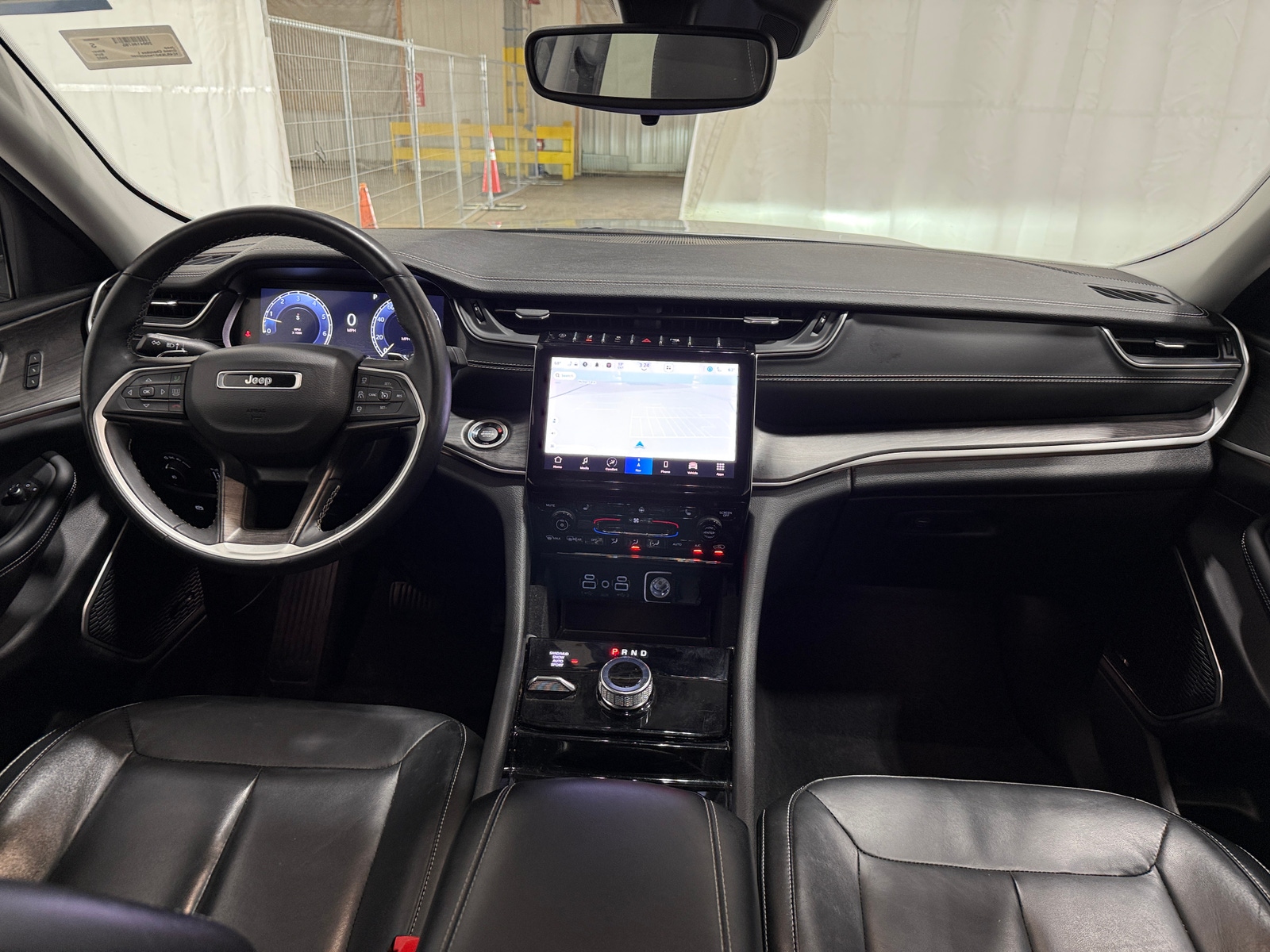 Thumbnail: 2022 Jeep Grand Cherokee L - 2