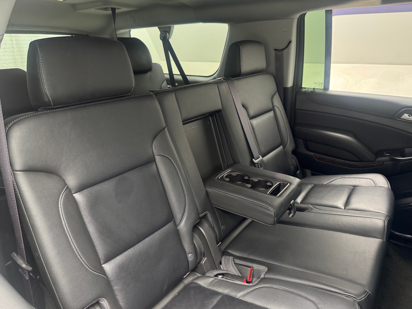 Thumbnail: 2017 Chevrolet Suburban - 5