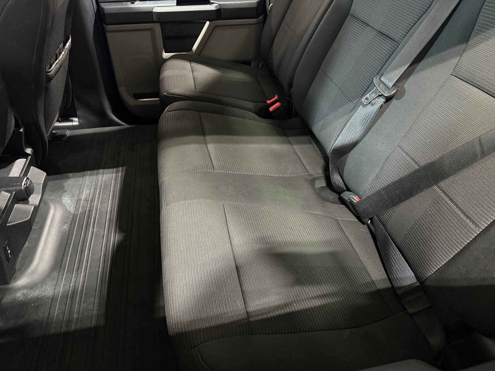 Thumbnail: 2019 Ford Econoline - 6