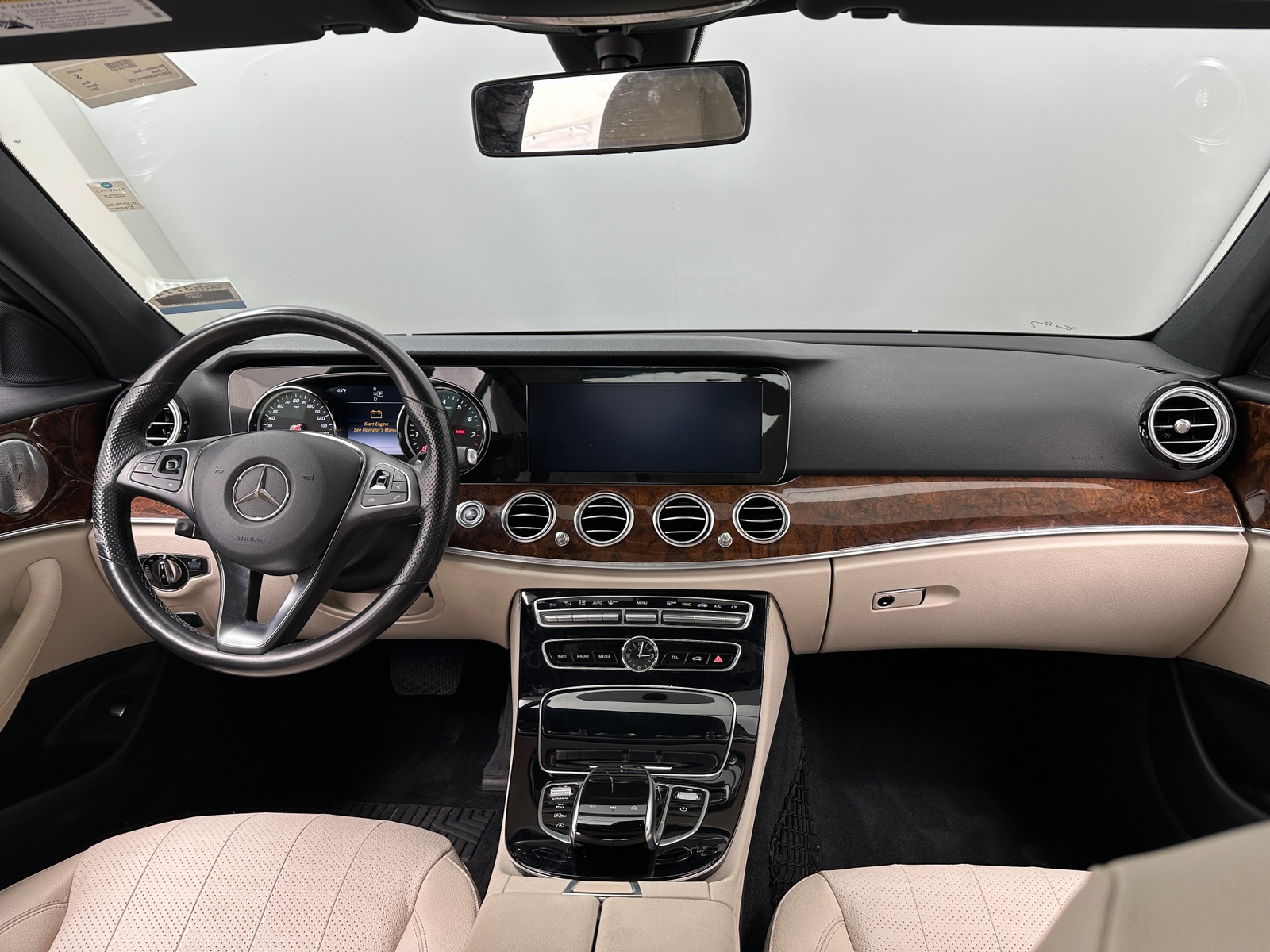 Thumbnail: 2017 Mercedes-Benz E-Class - 2