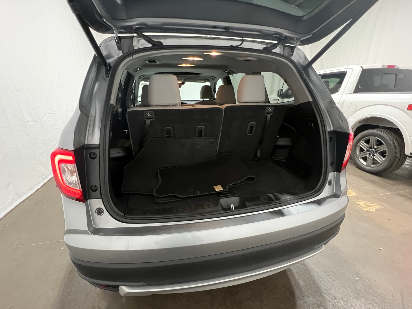 Thumbnail: 2020 Honda Pilot - 6