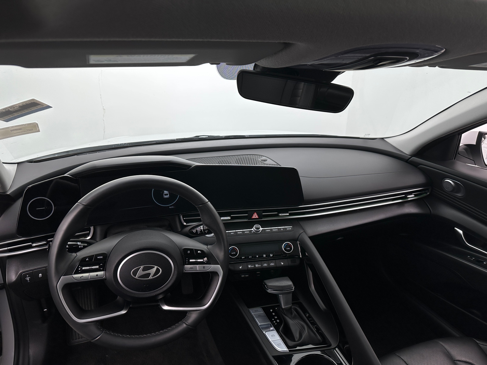 Thumbnail: 2025 Hyundai Elantra - 2