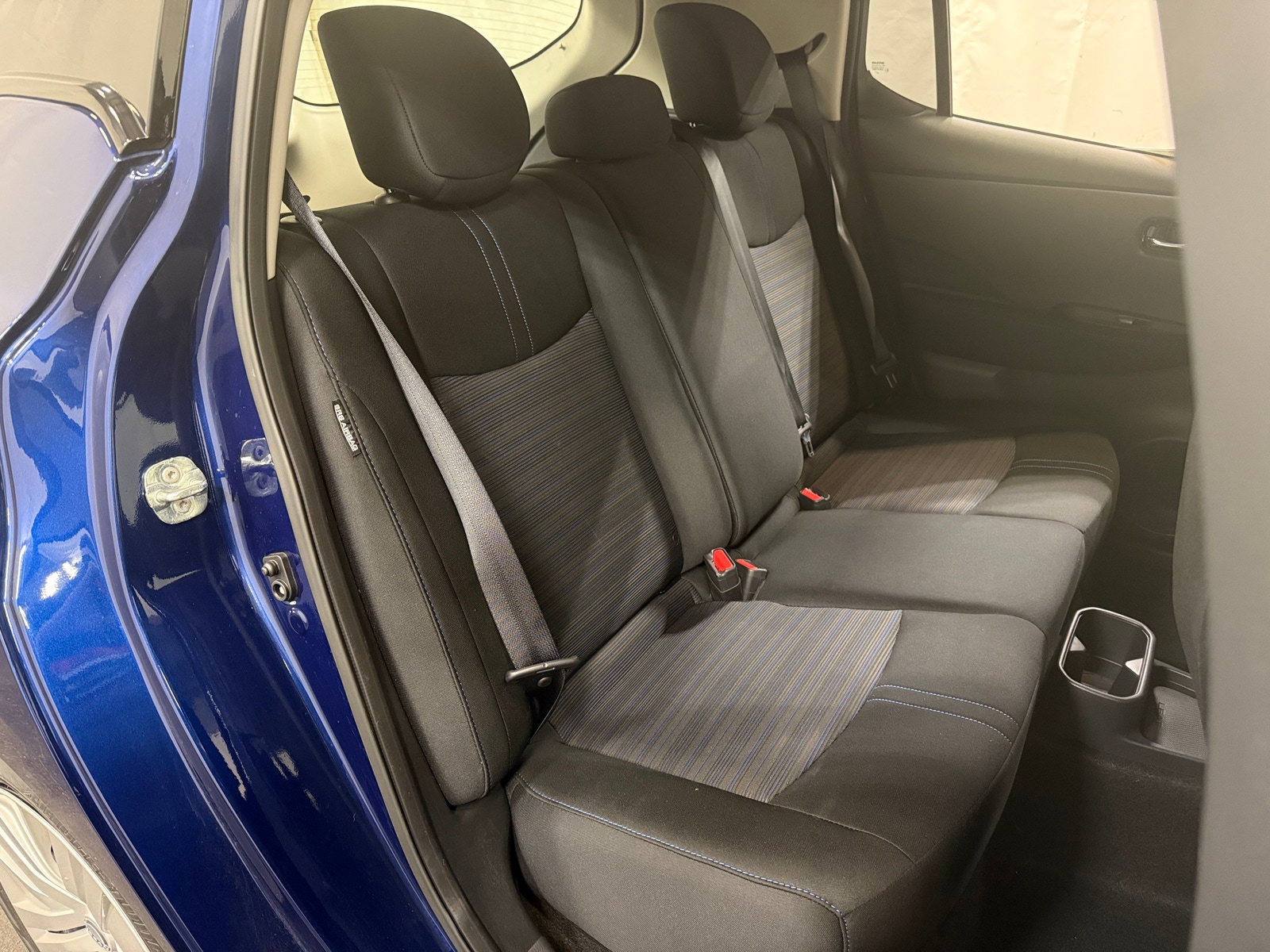 Thumbnail: 2023 Nissan Leaf - 6