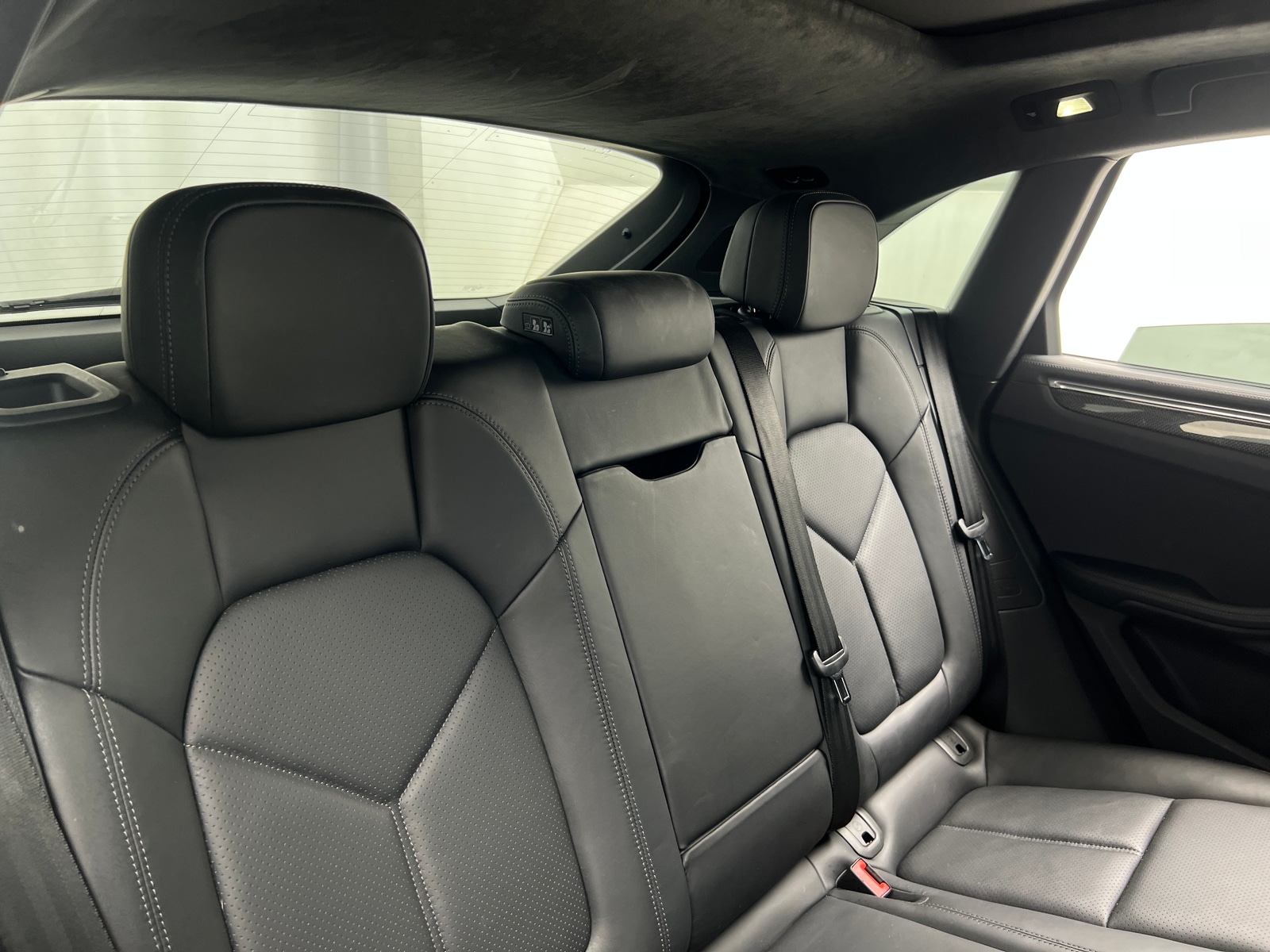 Thumbnail: 2015 Porsche Macan - 5