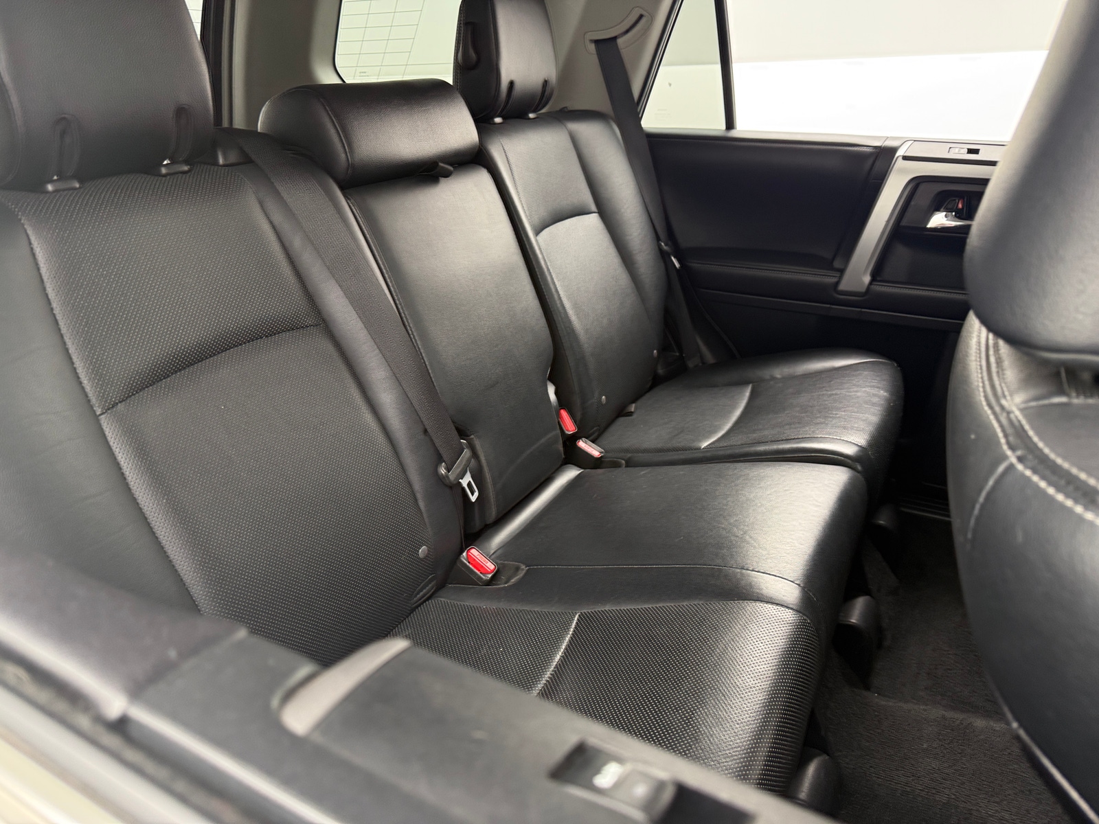 Thumbnail: 2016 Toyota 4Runner - 5