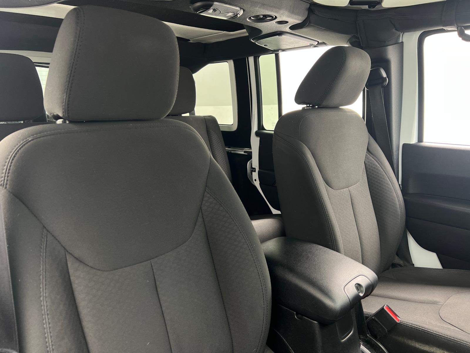 Thumbnail: 2017 Jeep Wrangler - 2