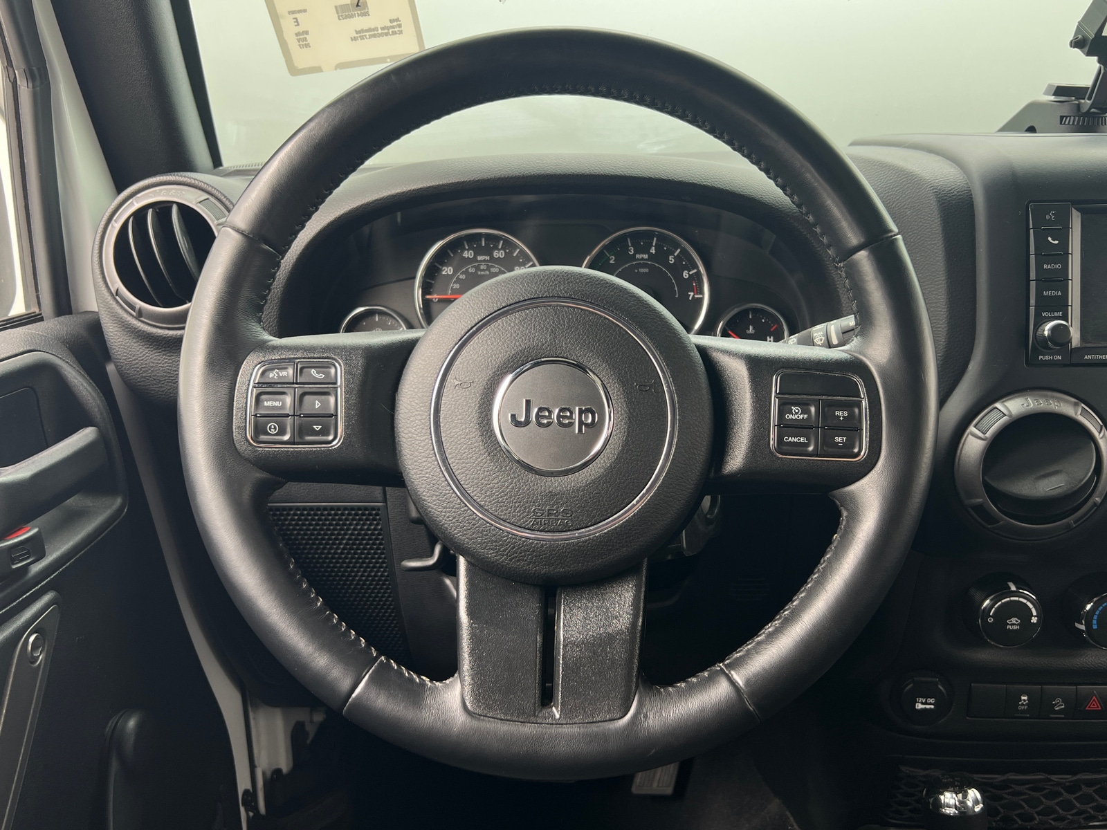 Thumbnail: 2017 Jeep Wrangler - 5