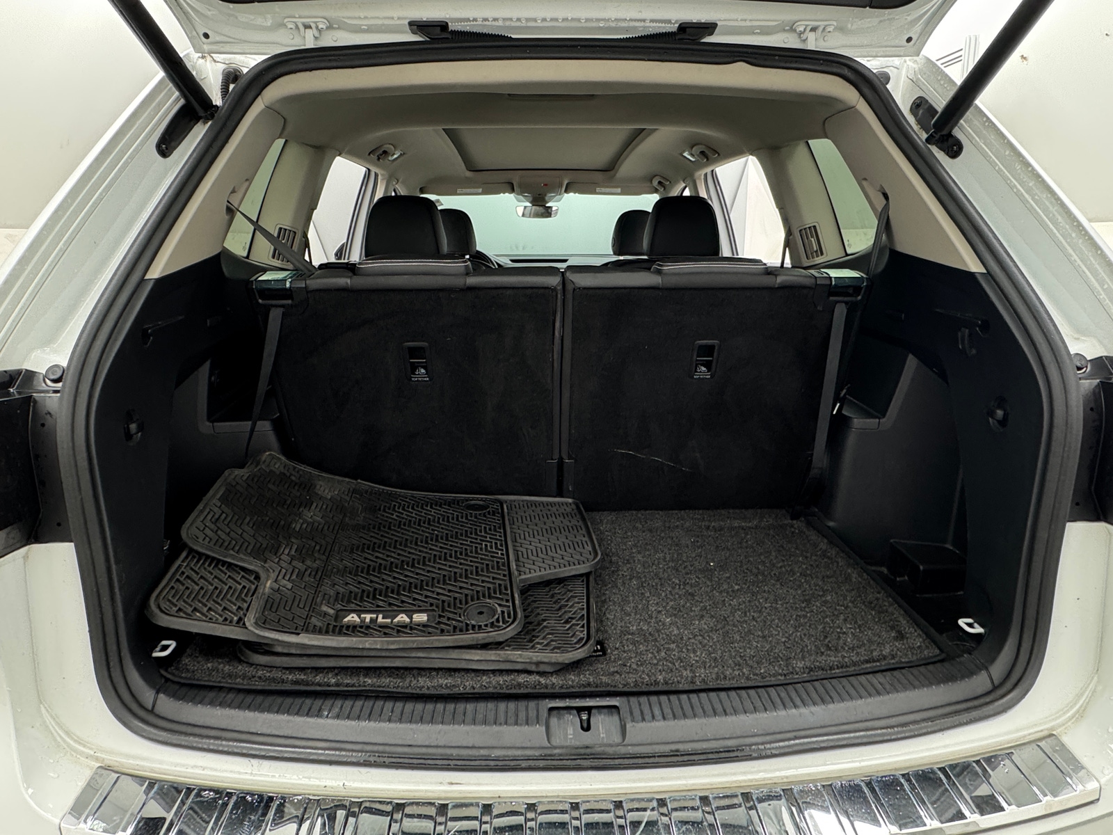 Thumbnail: 2021 Volkswagen Atlas - 6