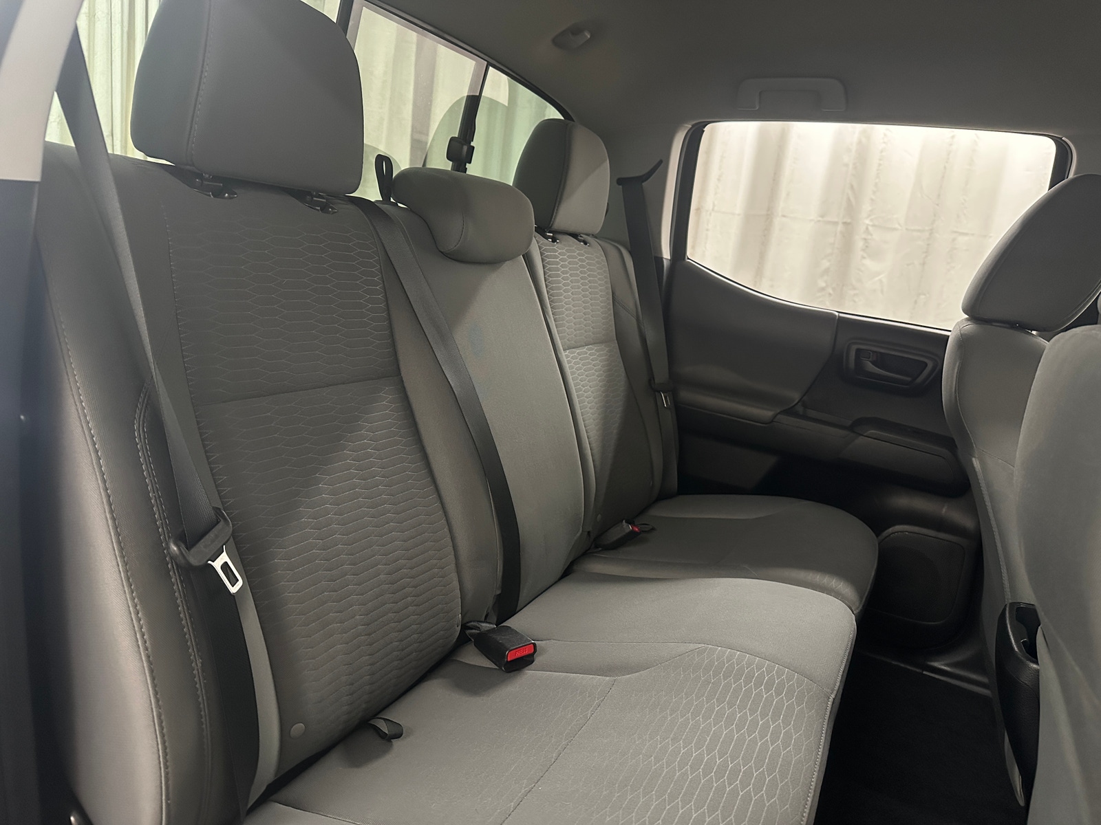 Thumbnail: 2018 Toyota Tacoma - 6