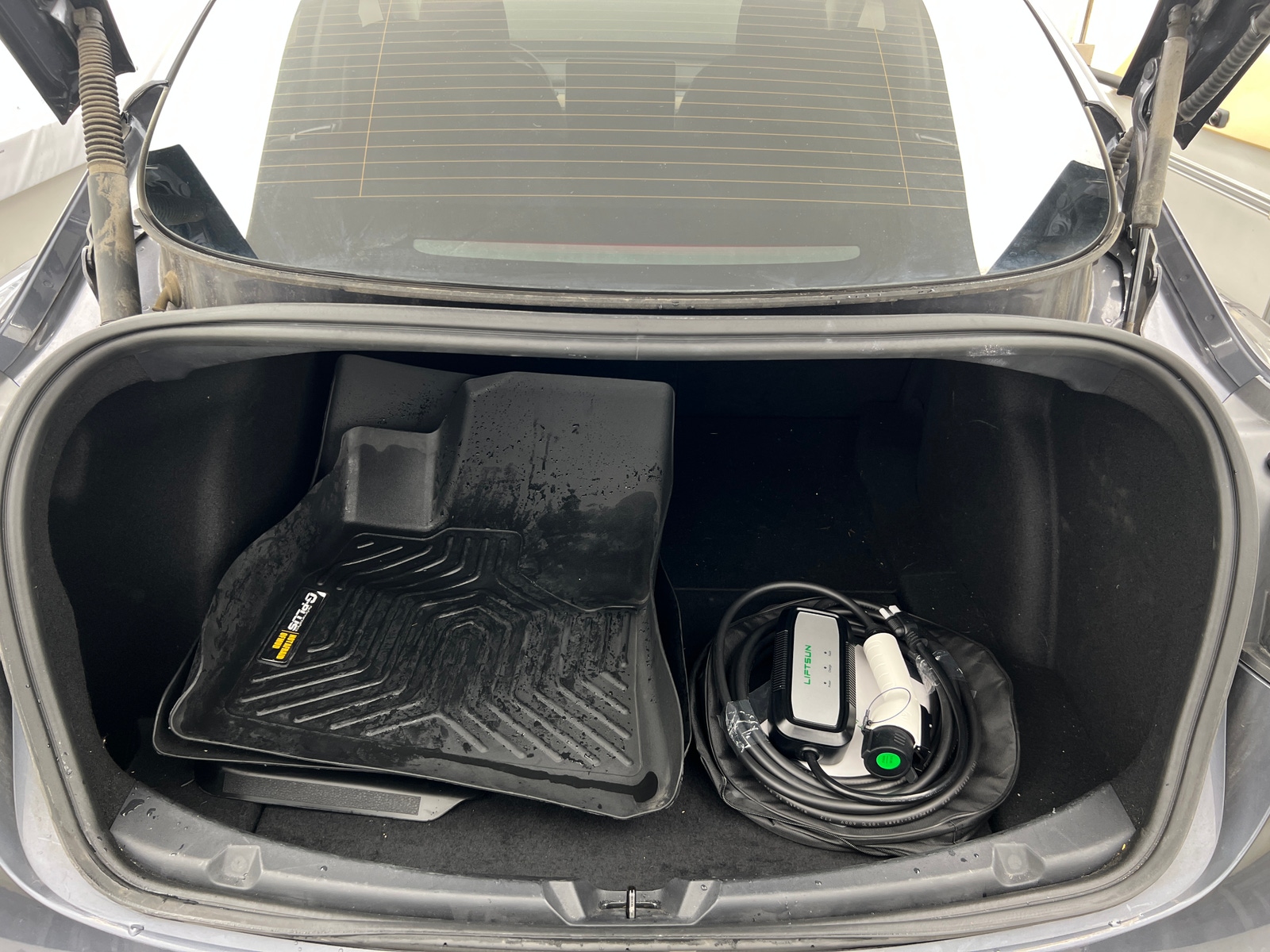 Thumbnail: 2022 Tesla Model 3 - 6