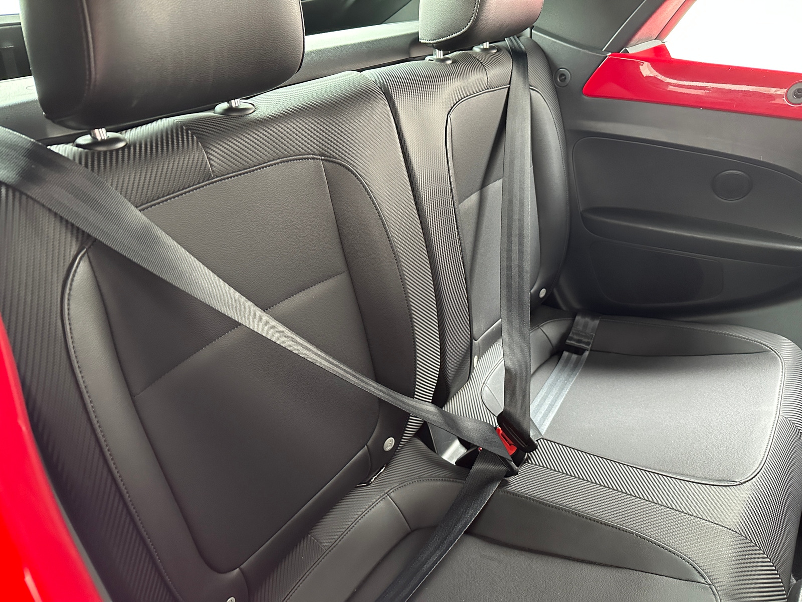 Thumbnail: 2013 Volkswagen Beetle - 4