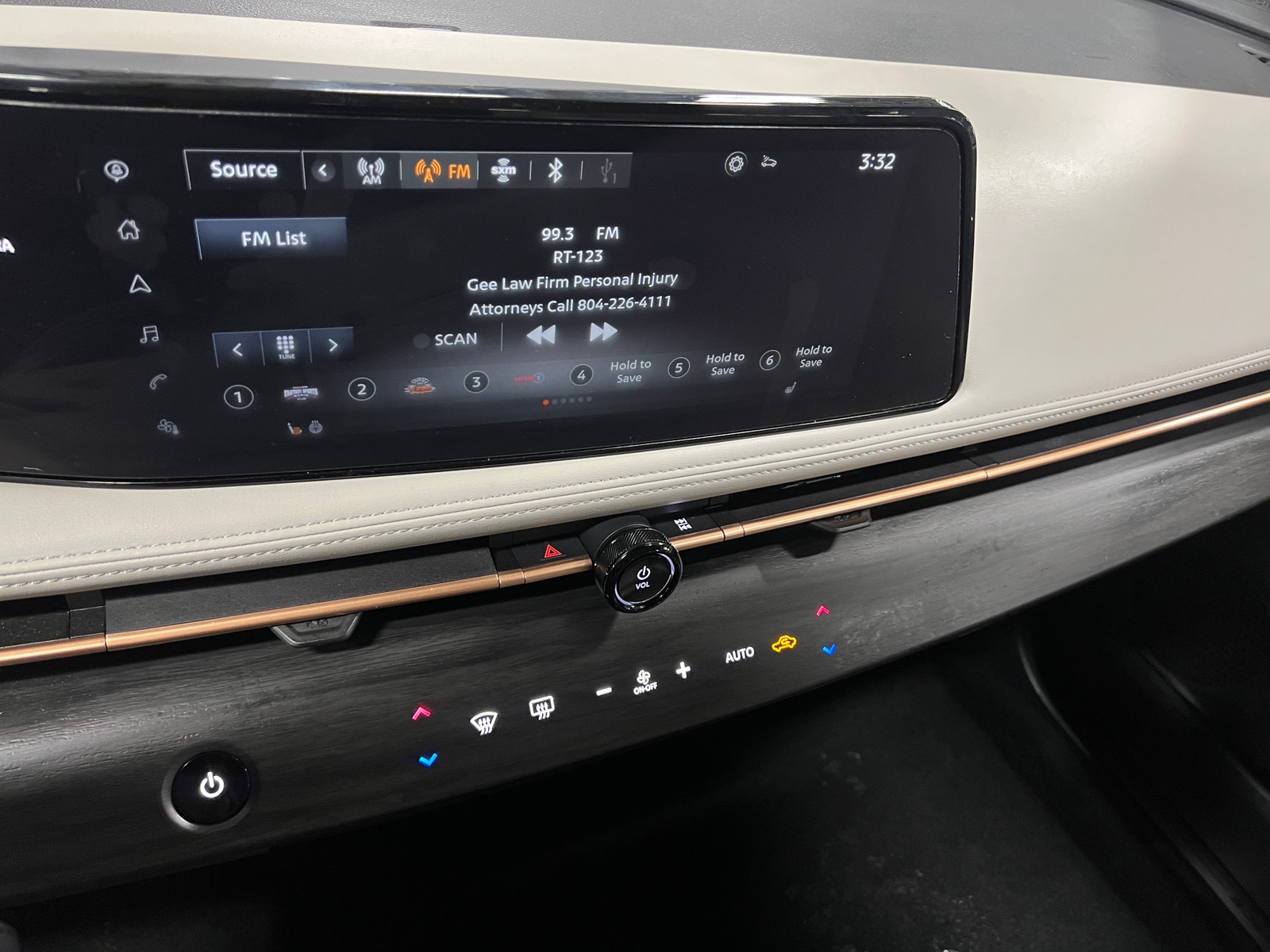 Thumbnail: 2024 Nissan Ariya - 3