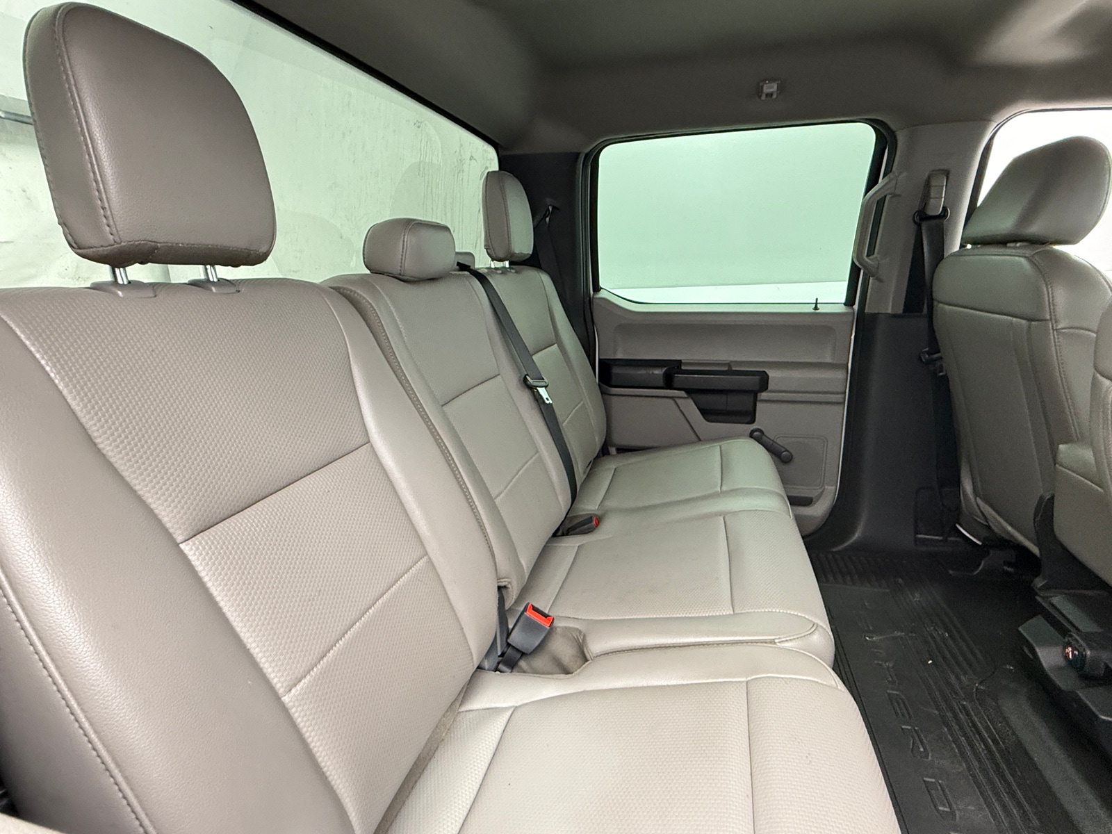 Thumbnail: 2021 Ford Econoline - 6