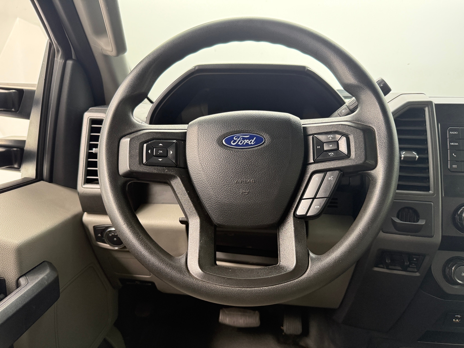 Thumbnail: 2021 Ford Econoline - 5