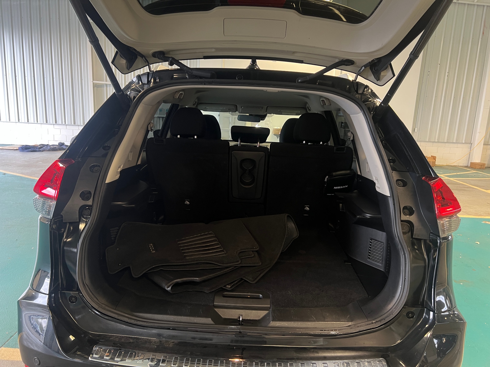 Thumbnail: 2020 Nissan Rogue - 7