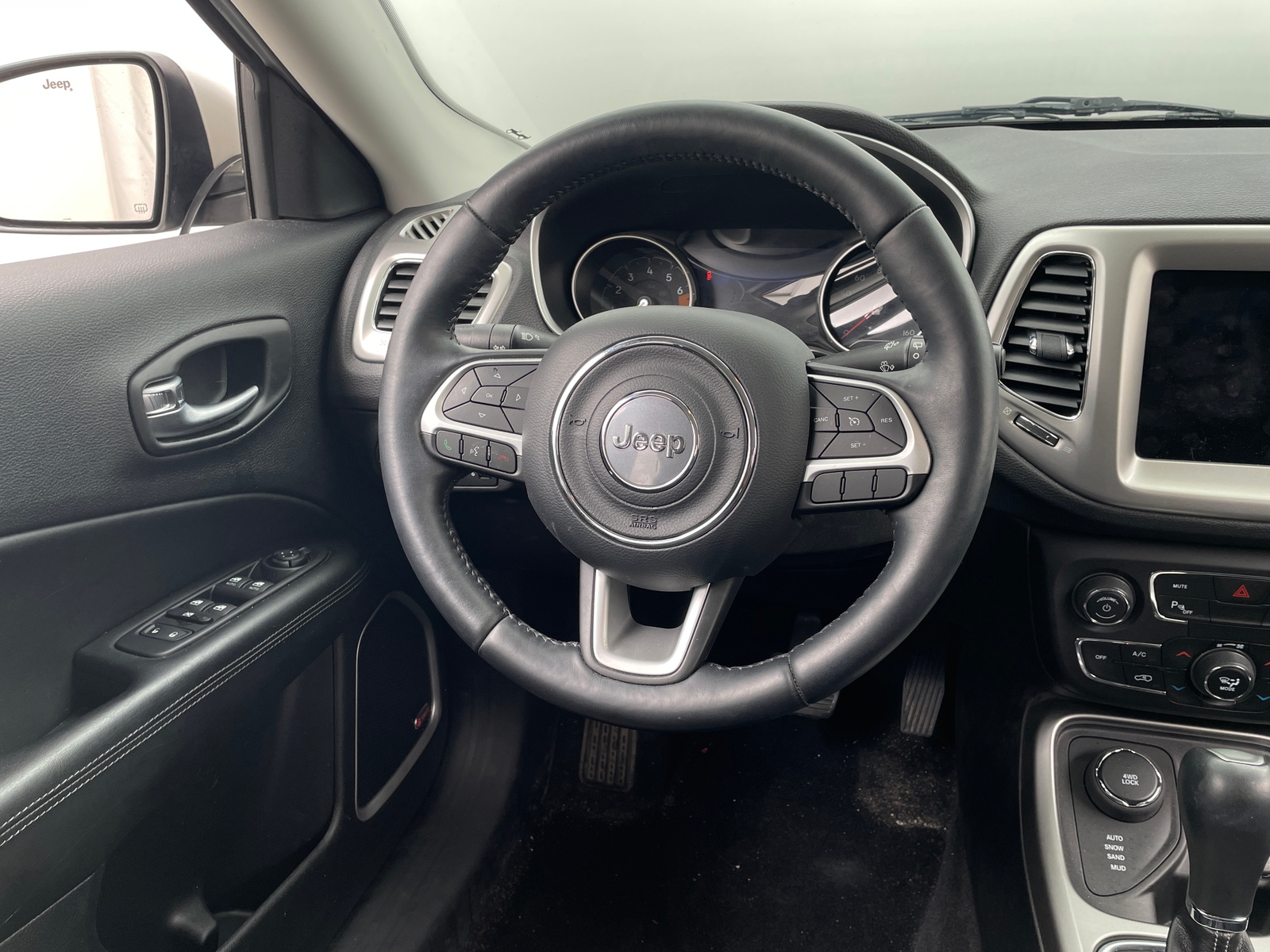 Thumbnail: 2019 Jeep Compass - 4