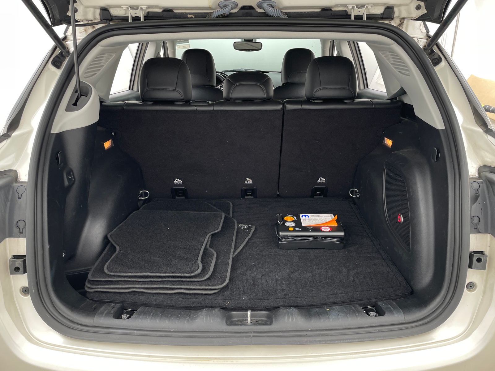 Thumbnail: 2019 Jeep Compass - 6