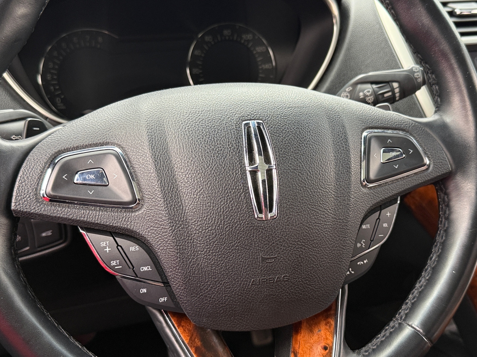 Thumbnail: 2018 Lincoln MKX - 4