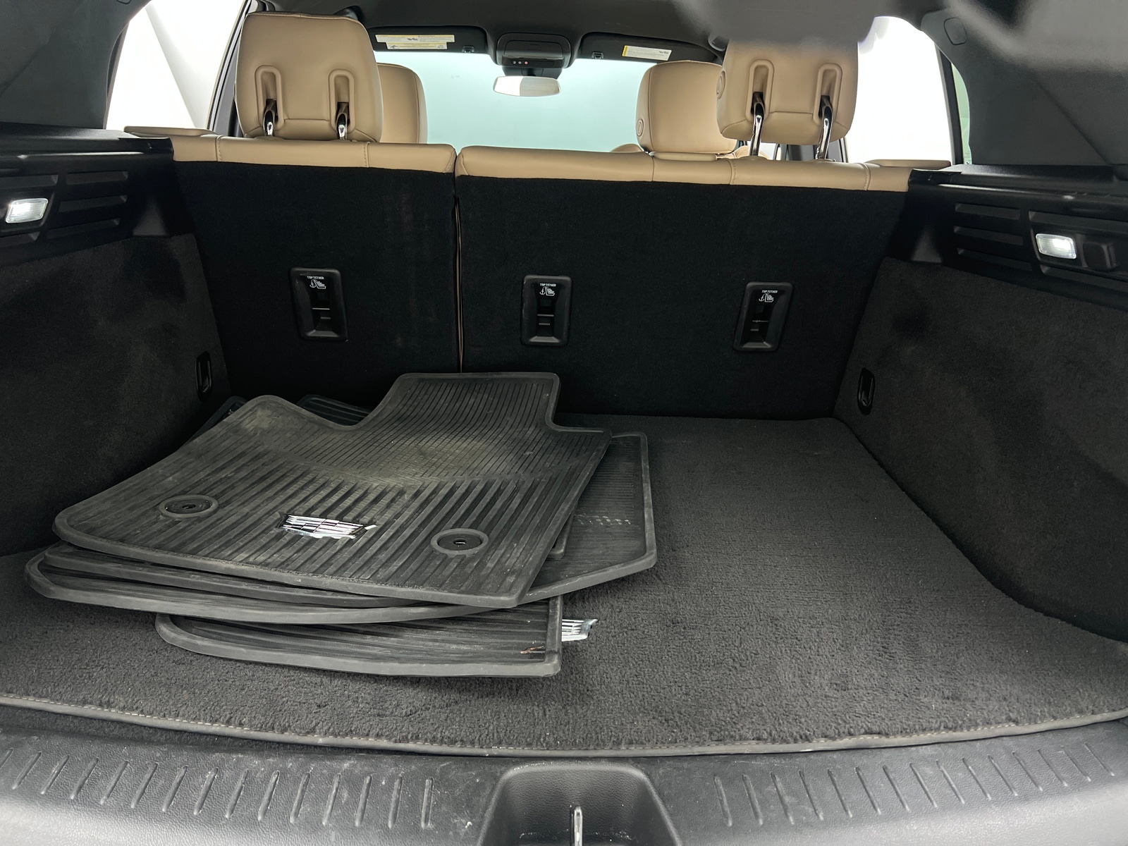 Thumbnail: 2024 Cadillac XT4 - 6