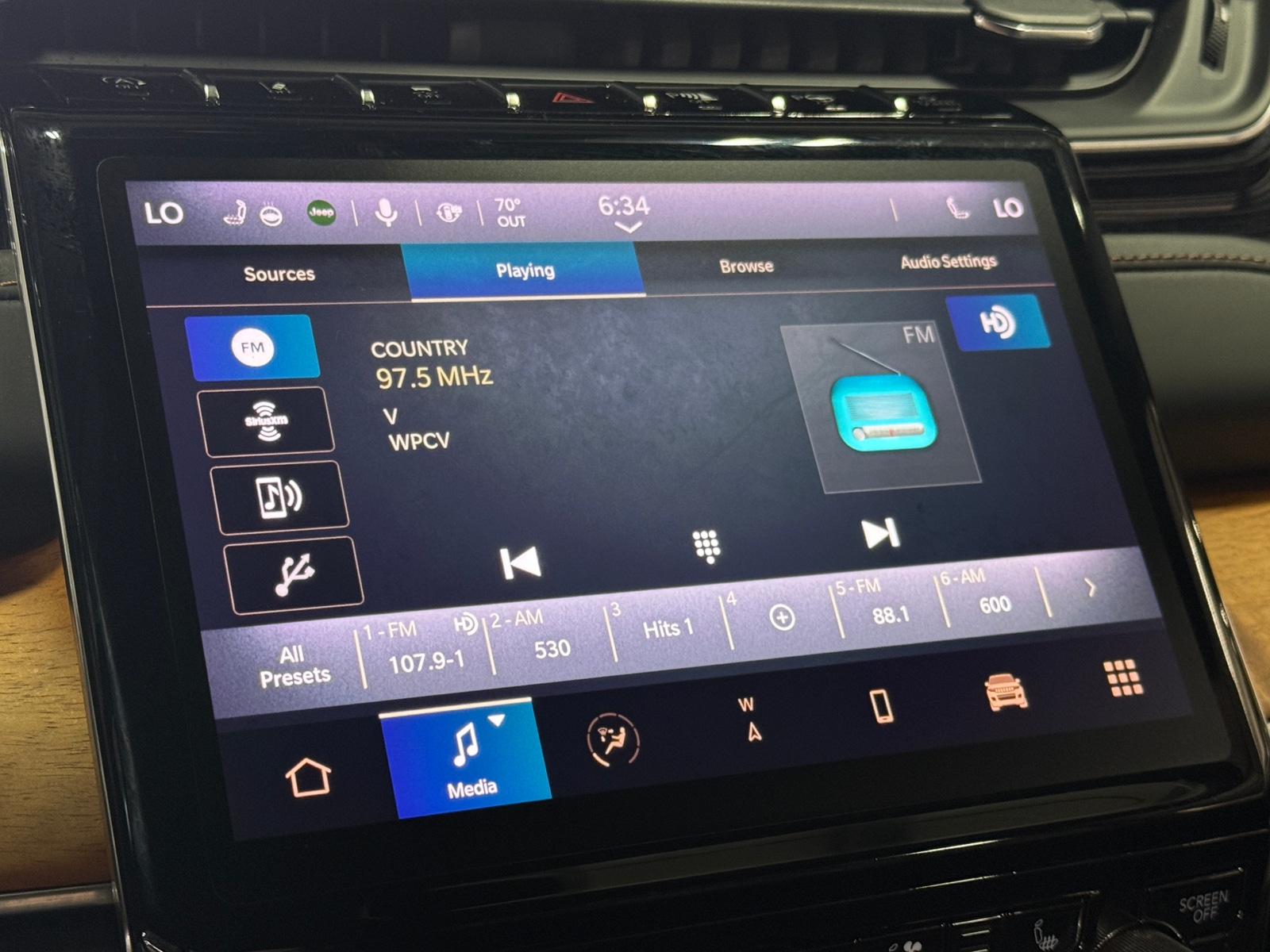 Thumbnail: 2022 Jeep Grand Cherokee - 3