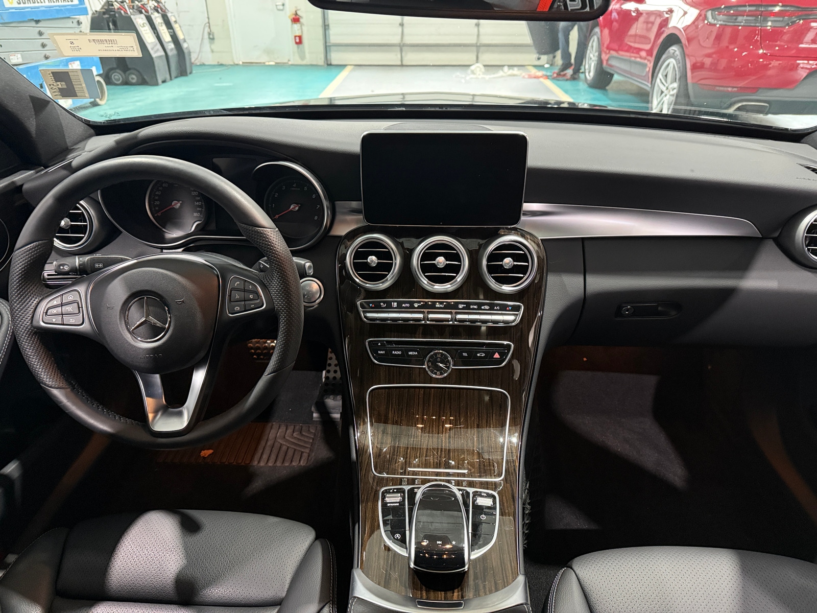 Thumbnail: 2018 Mercedes-Benz C-Class - 2