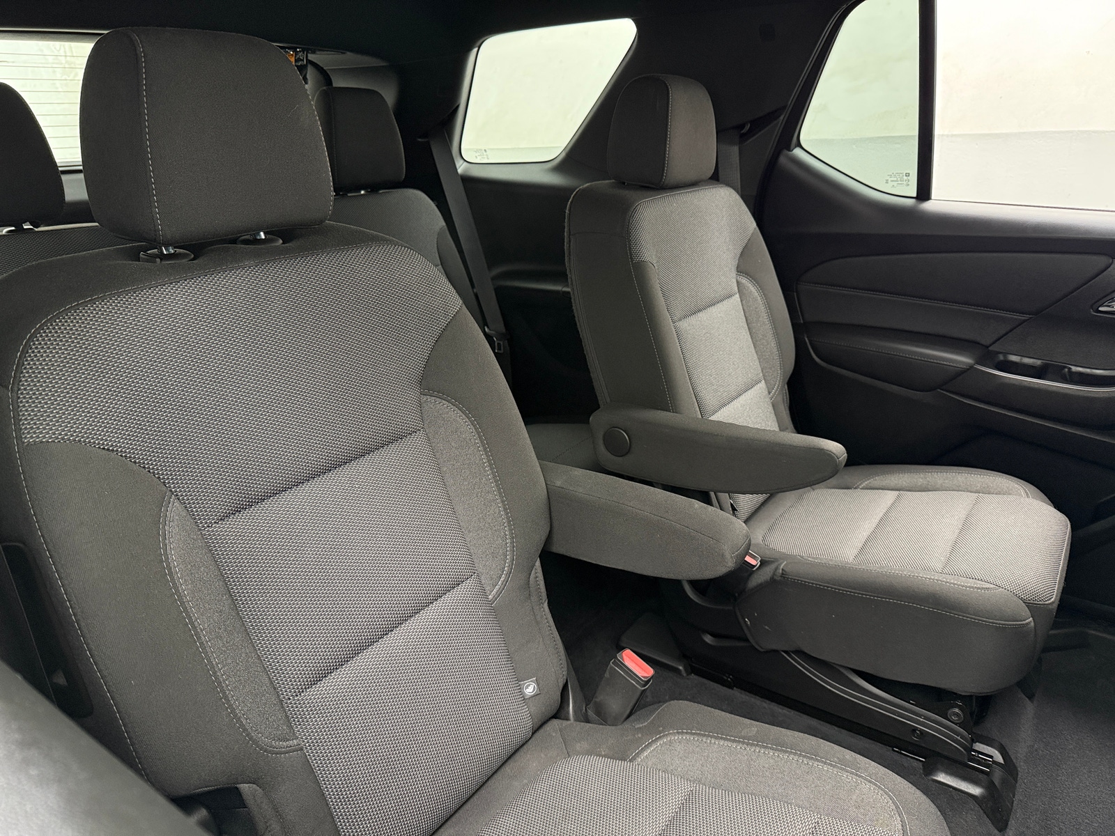 Thumbnail: 2022 Chevrolet Traverse - 6