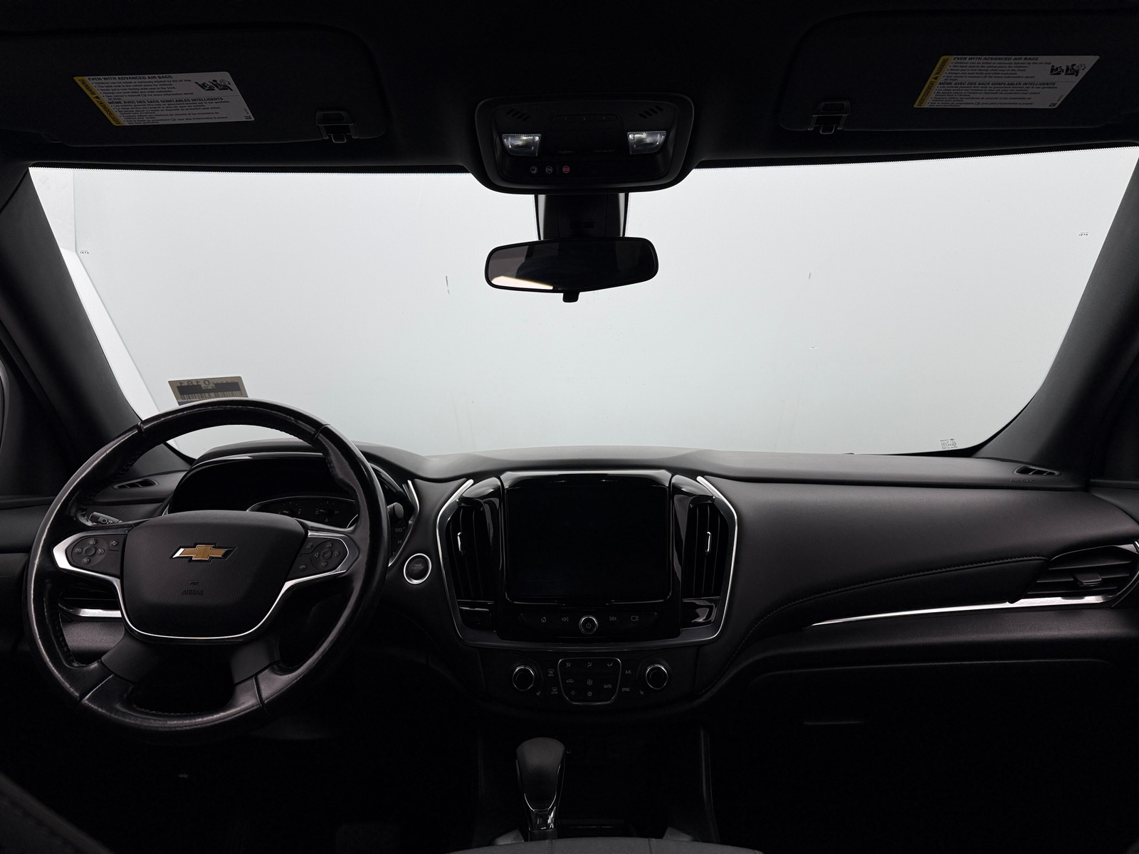 Thumbnail: 2022 Chevrolet Traverse - 3