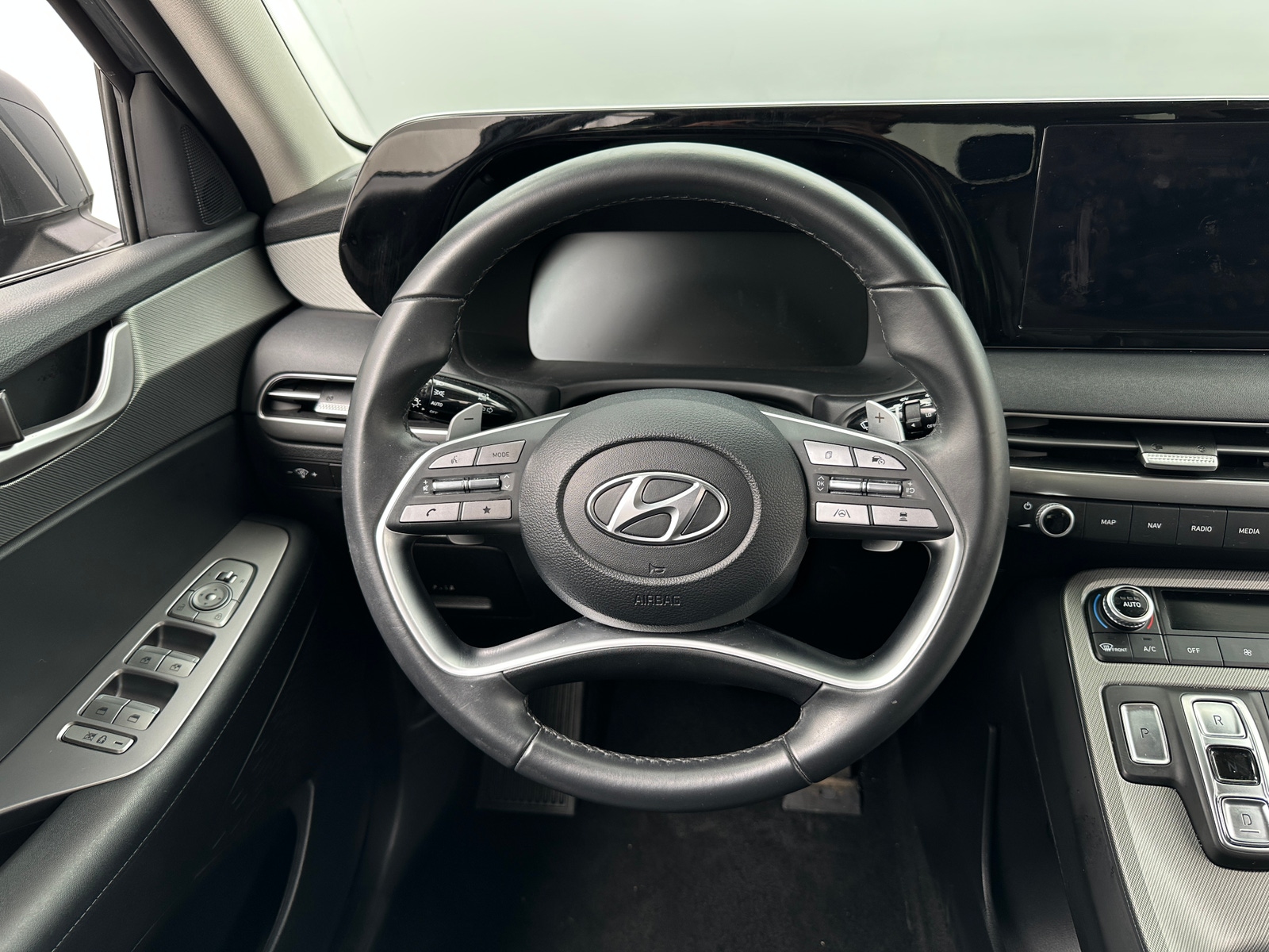 Thumbnail: 2023 Hyundai Palisade - 4