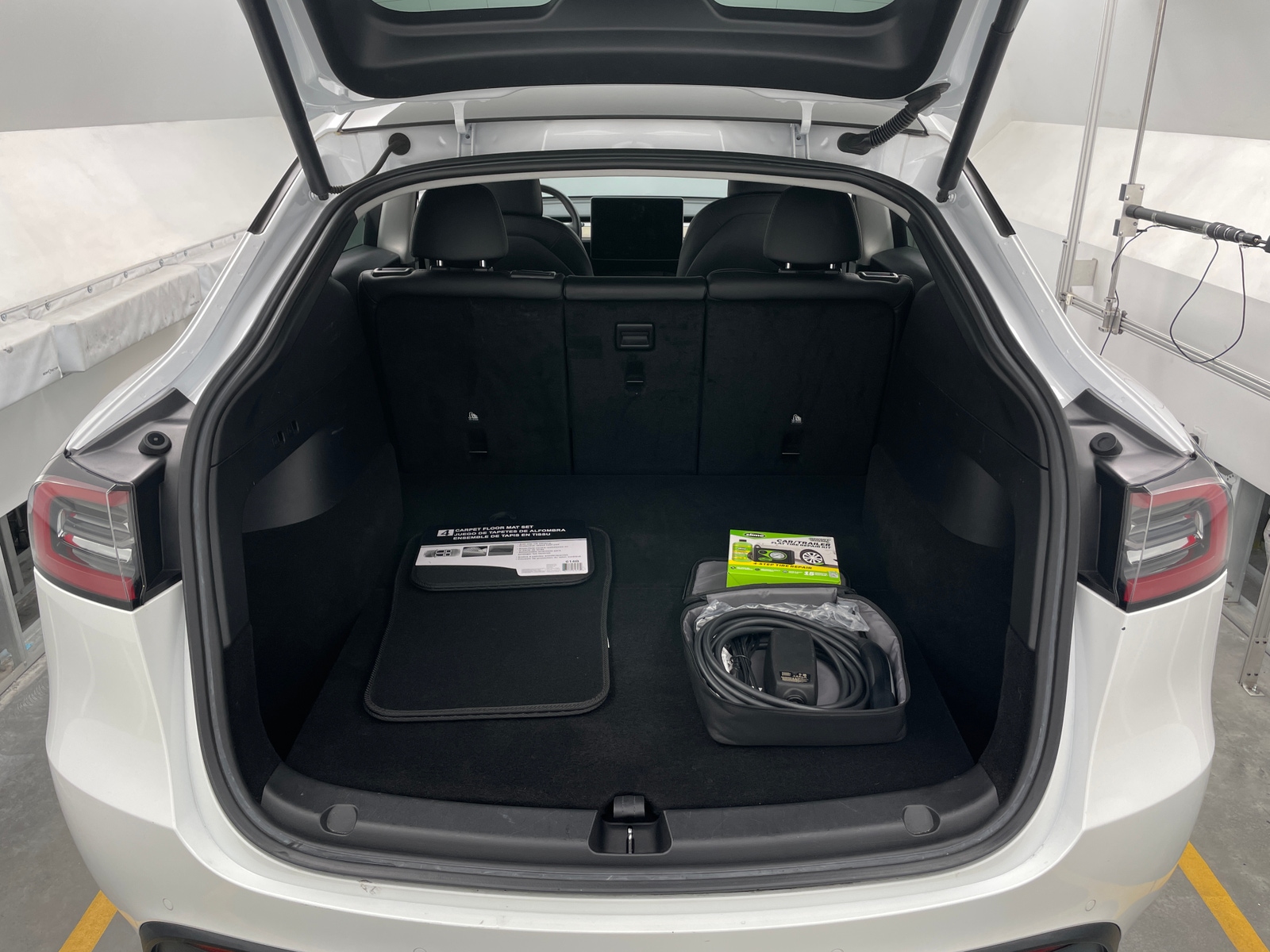 Thumbnail: 2022 Tesla Model Y - 6