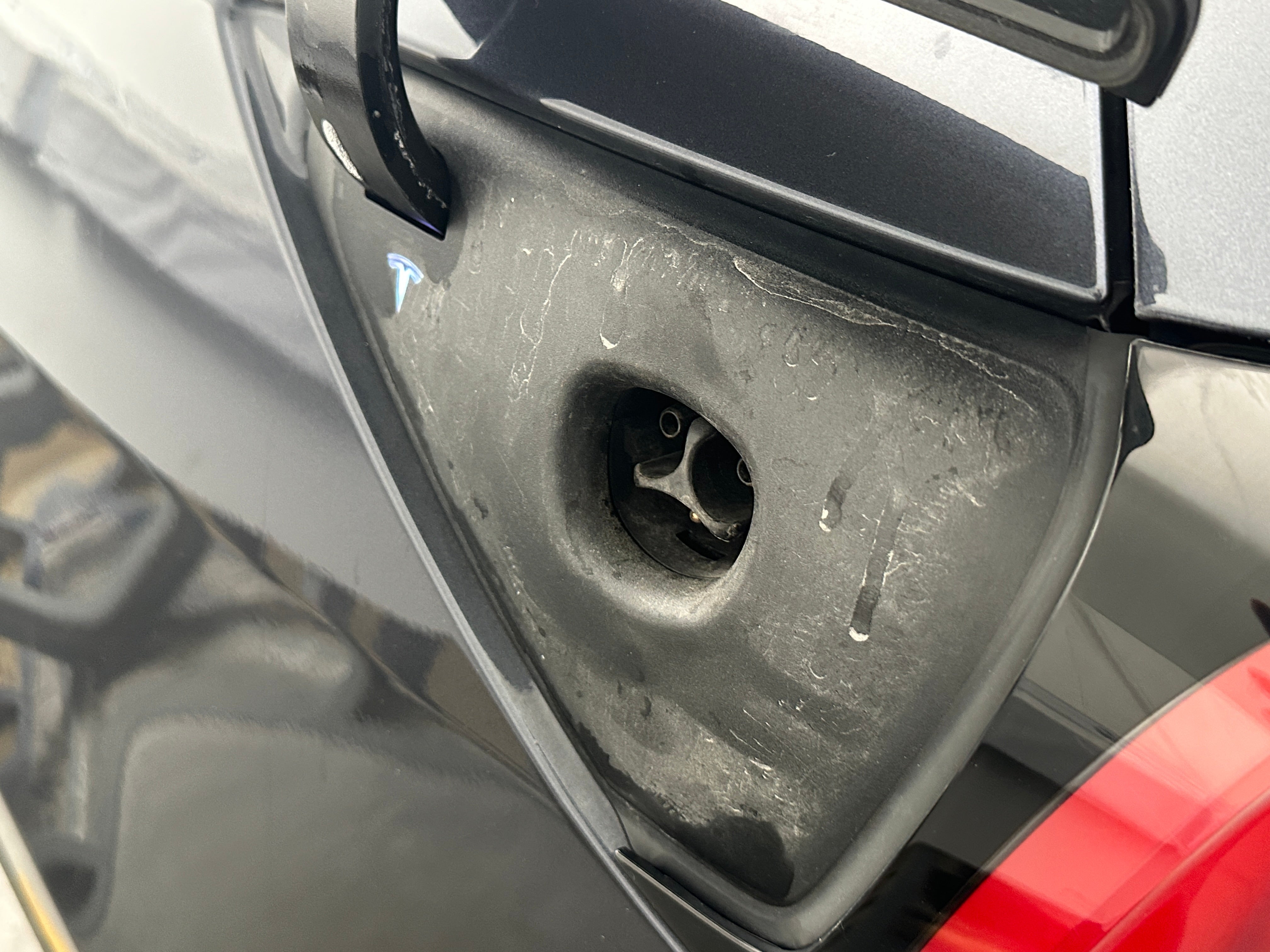 Used 2021 Tesla Model Y Long Range with VIN 5YJYGDEE1MF088137 for sale in Oak Creek, WI