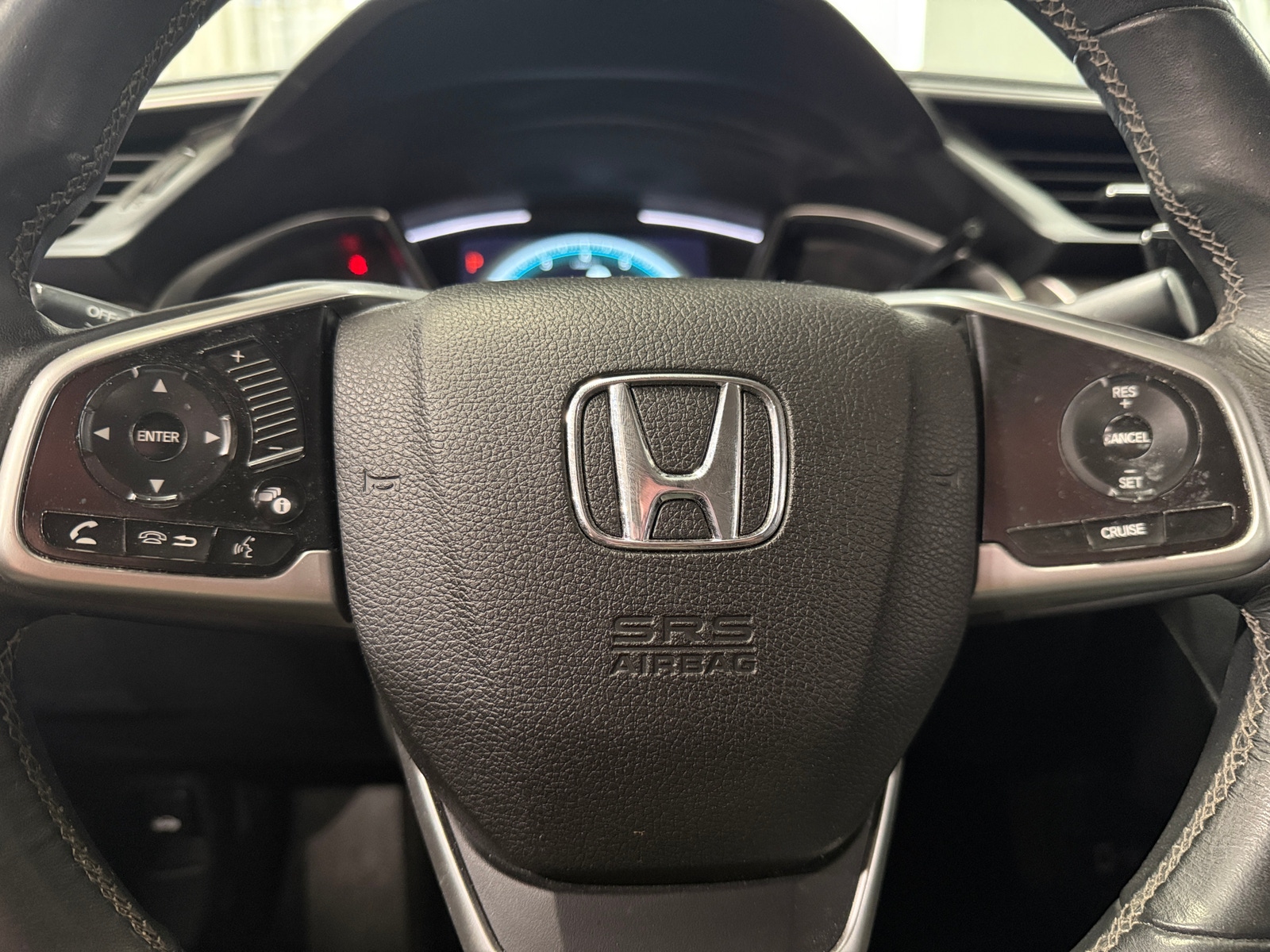 Thumbnail: 2017 Honda Civic - 4