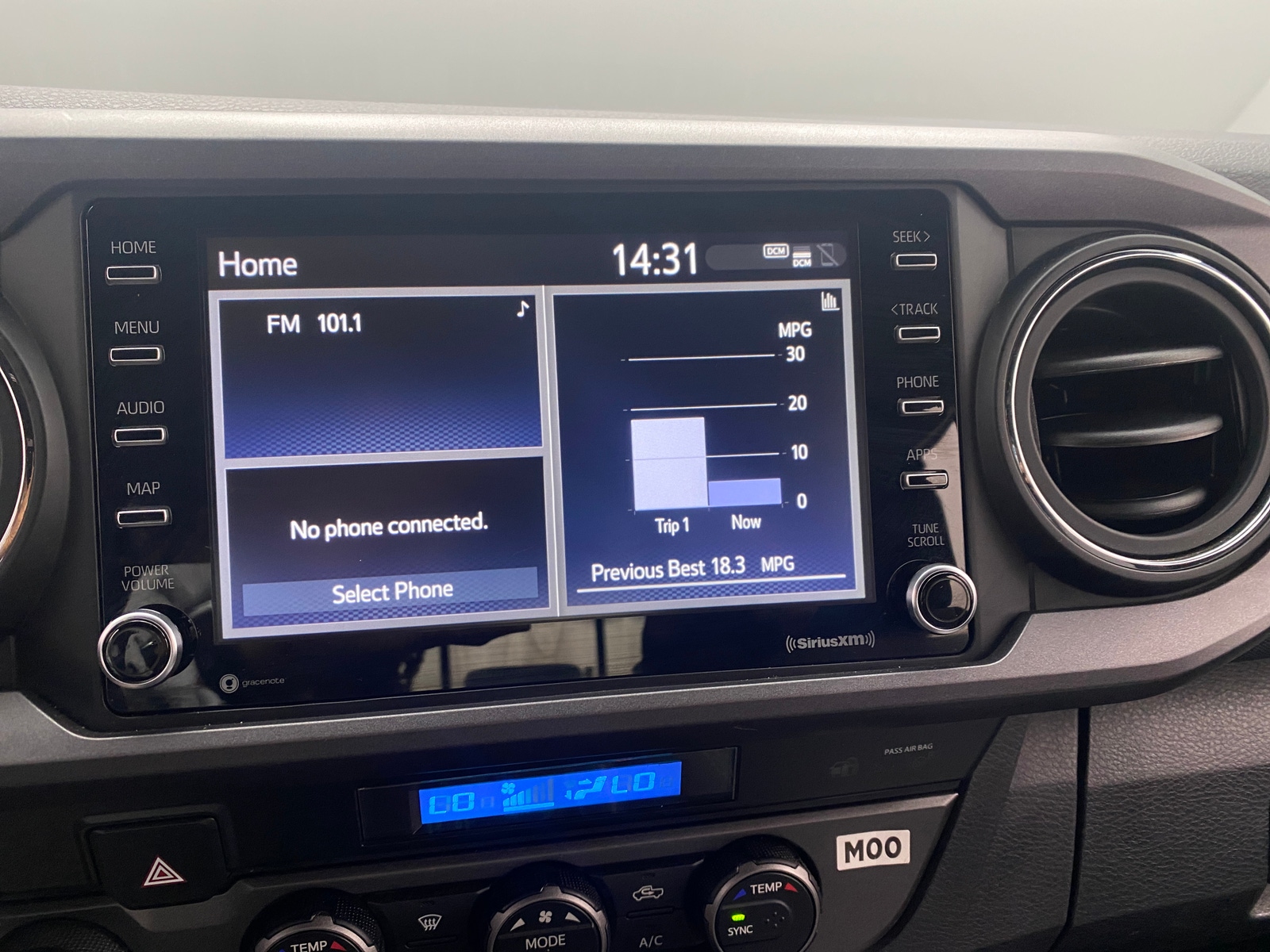 Thumbnail: 2023 Toyota Tacoma - 4