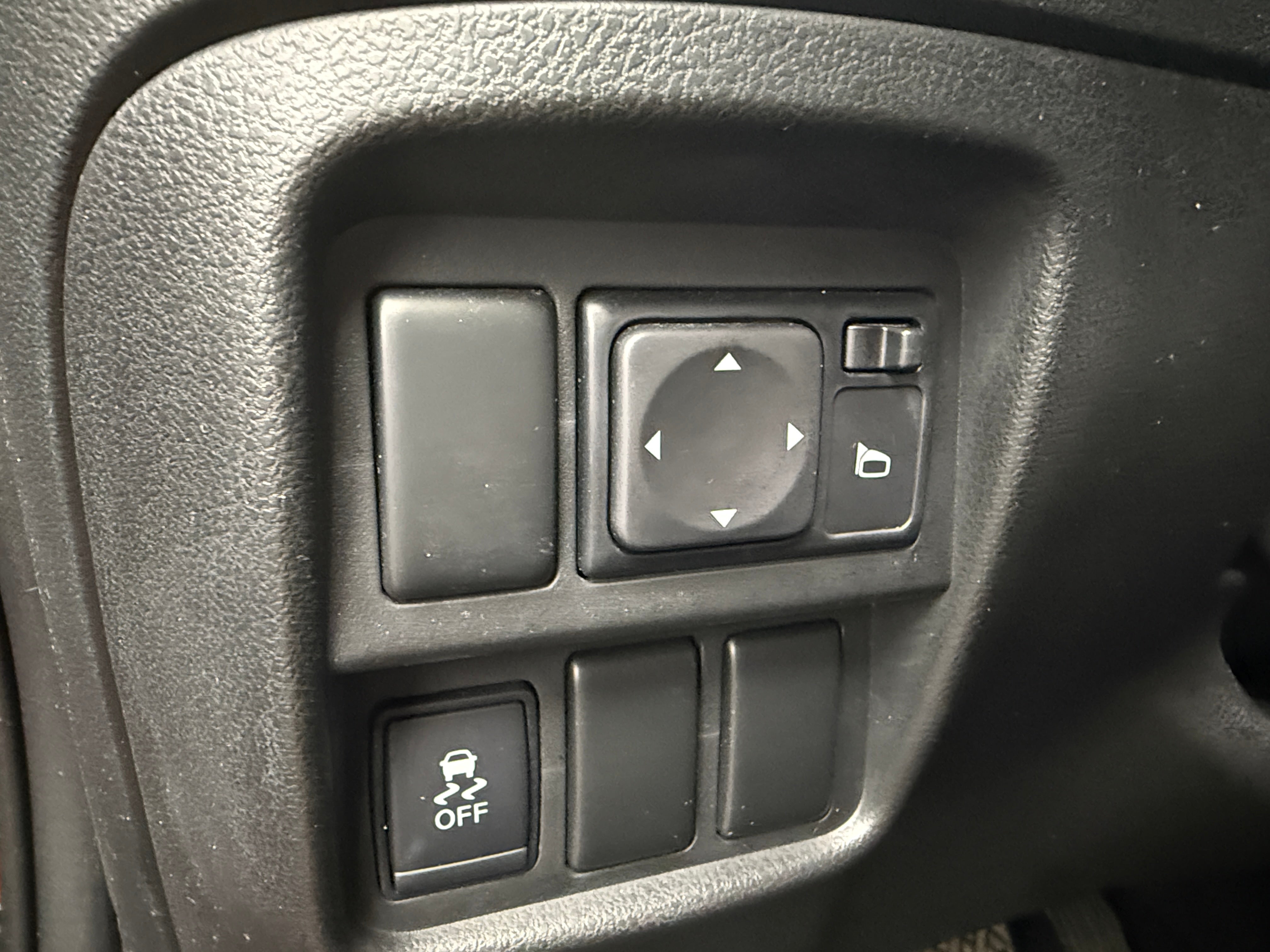 Used 2017 Nissan Juke SV with VIN JN8AF5MR1HT702383 for sale in Oak Creek, WI